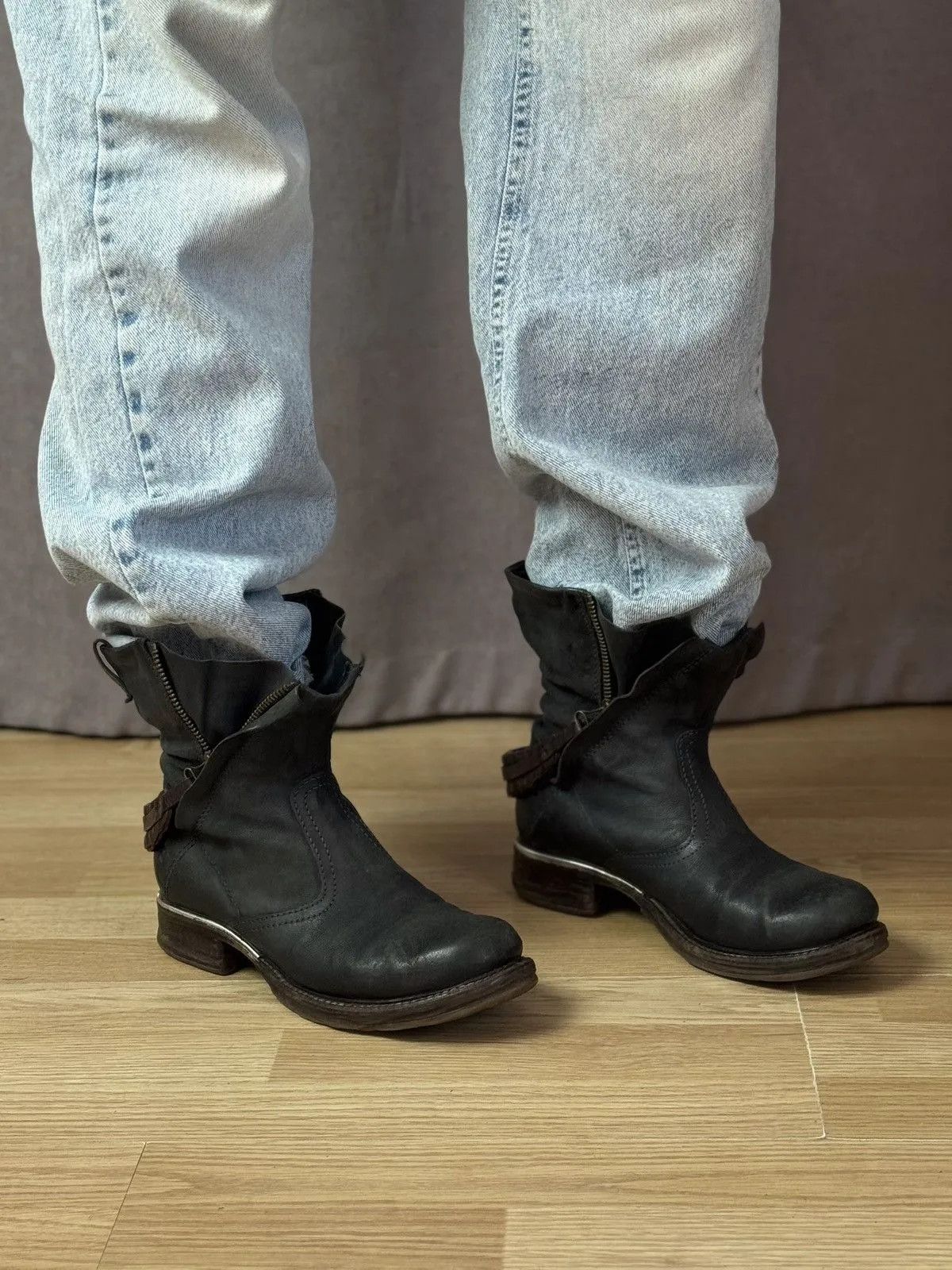 Hedi Slimane Vintage Leather Boots Ankle style Y2K Size US 7 / IT 37 - 2 Thumbnail
