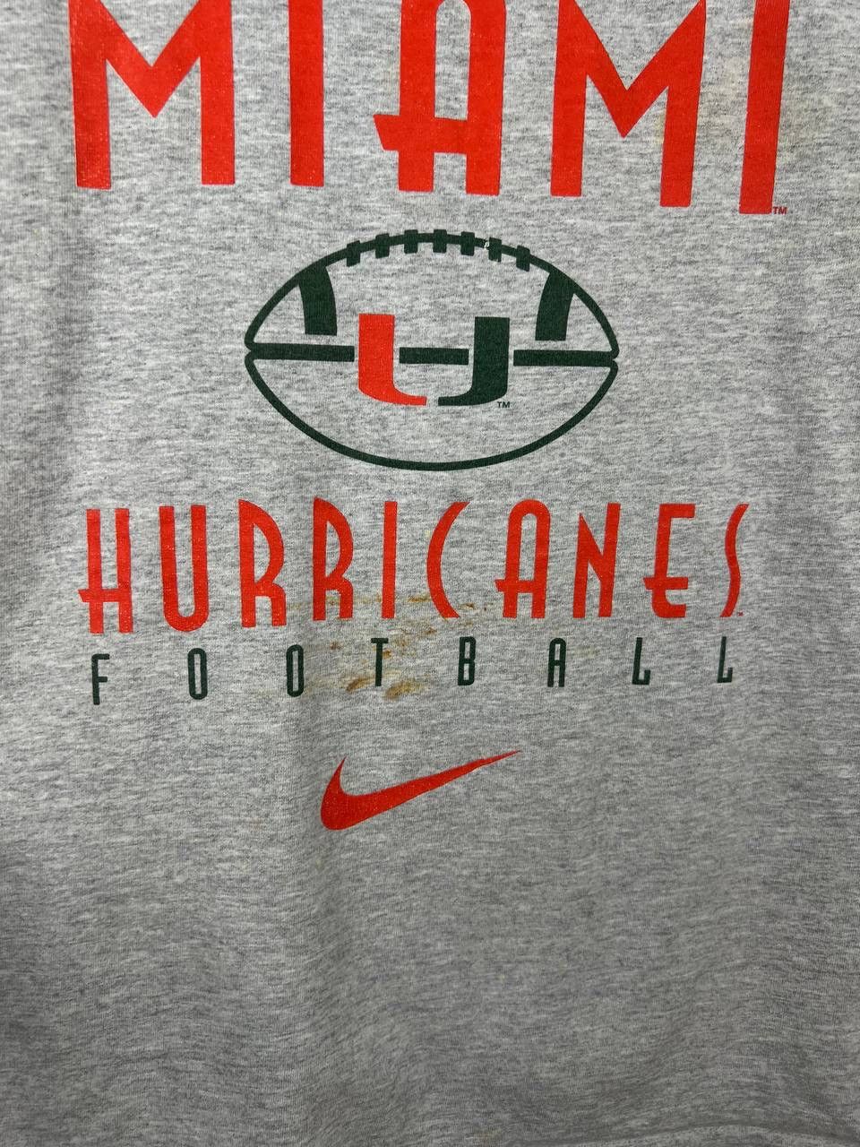 Vintage Nike Miami Hurricanes Football vintage t-shirts wmns size M Size US M / EU 48-50 / 2 - 5 Thumbnail