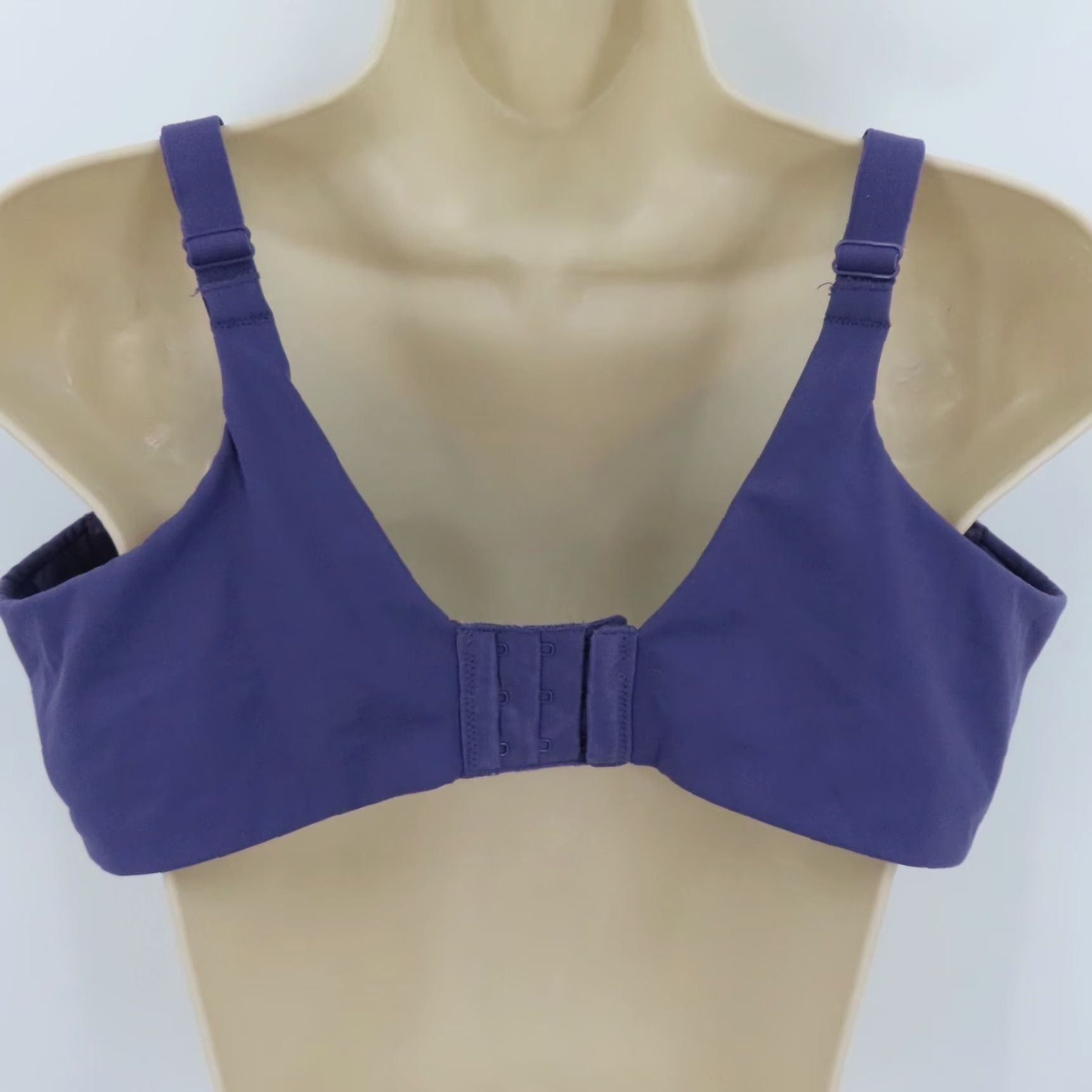 Vintage Vanity Fair Bra 44C Smoothing Back Underwire Unlined Purple Blue T-Shirt Bra Womens Size ONE SIZE - 5 Thumbnail