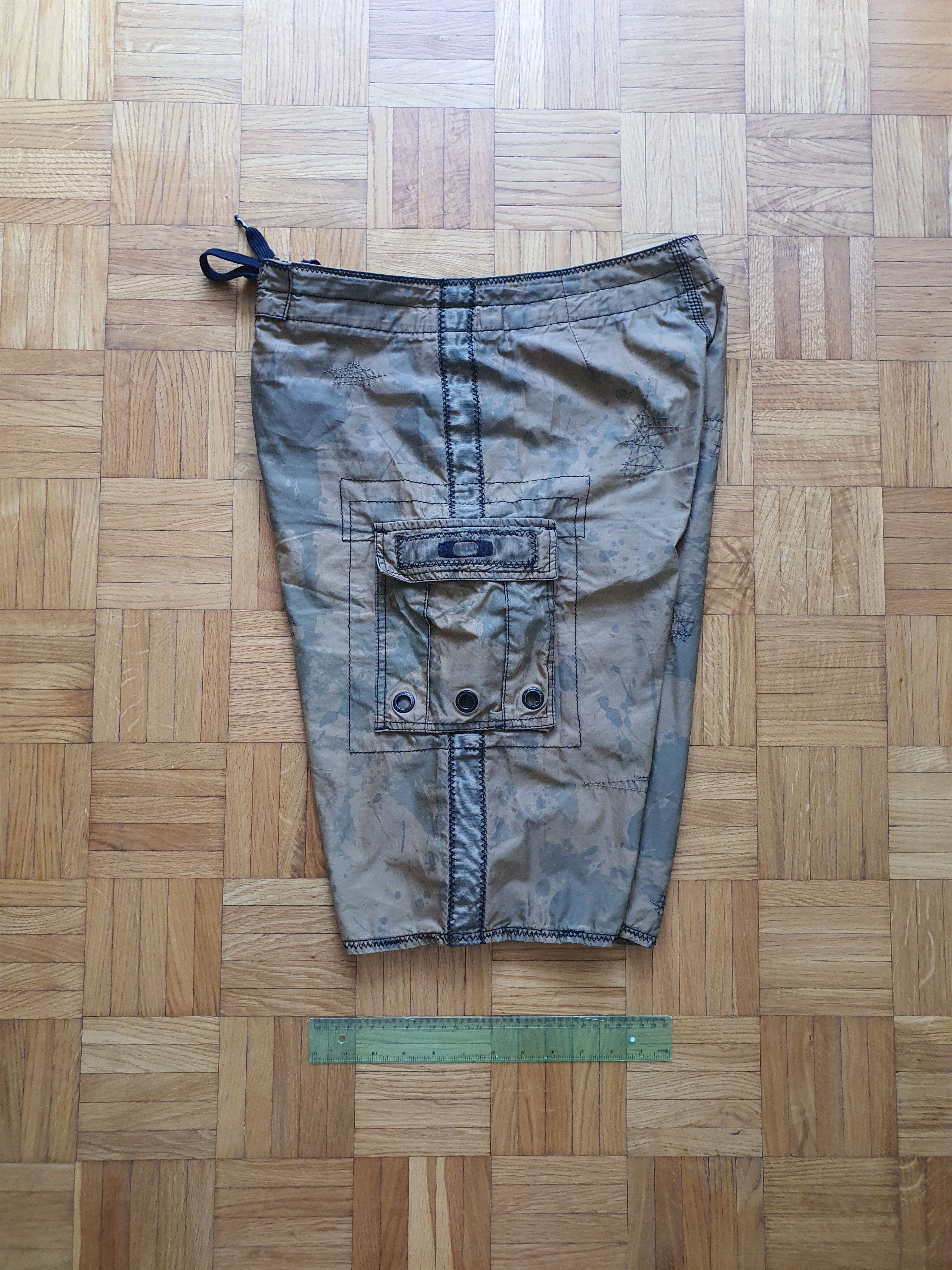 Oakley × Vintage Drawstring Swimming Casual Camo Shorts - Vintage (Y2K) Size US 32 / EU 48 - 7 Thumbnail