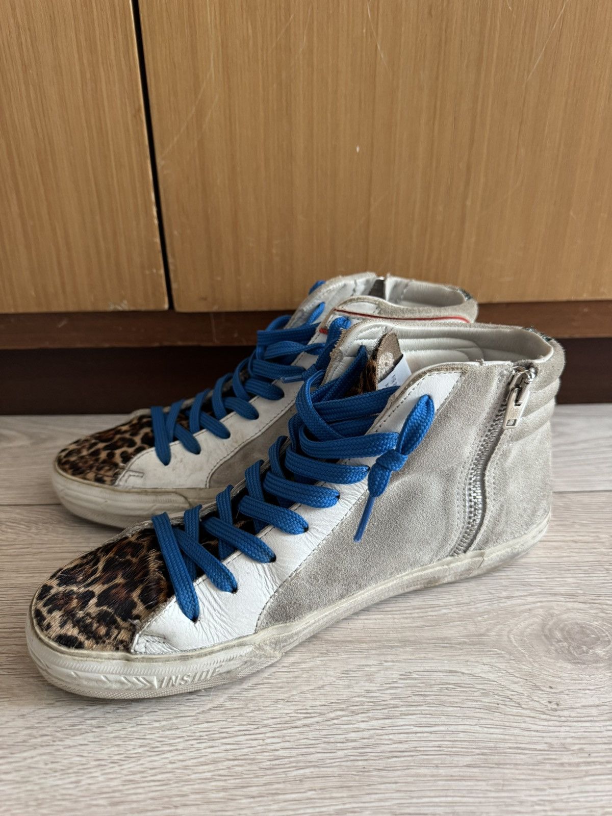 Golden Goose Golden Goose Slide Sneakers Blue Laces Leopard Print Size US 7 / IT 37 - 9 Thumbnail