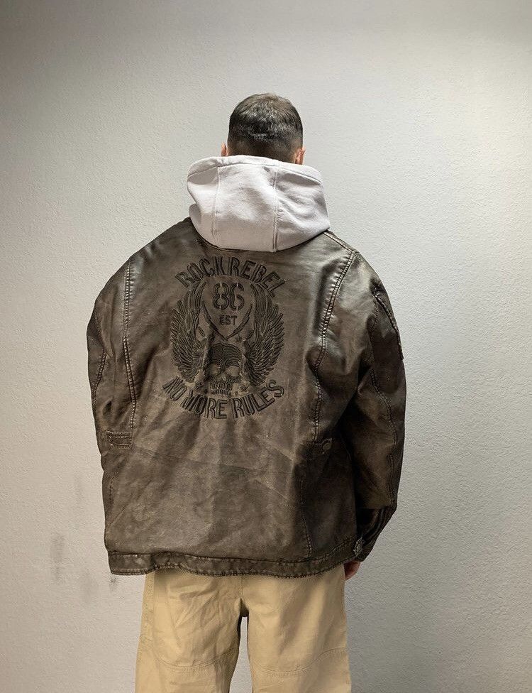 image of Vintage Y2K Leather Cropped Distressed Faded Jacket in Brit, Men's (Size 2XL)