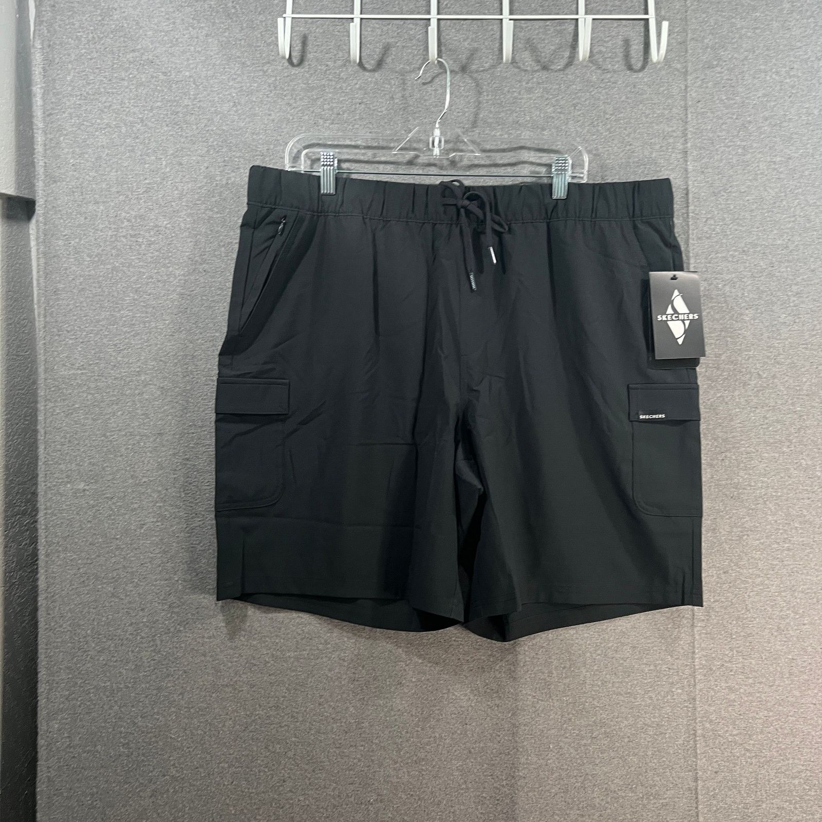 Other Skechers Incline Pocket 9'' Shorts Bold Black, Size 2X Size 42" / US 20 - 3 Thumbnail