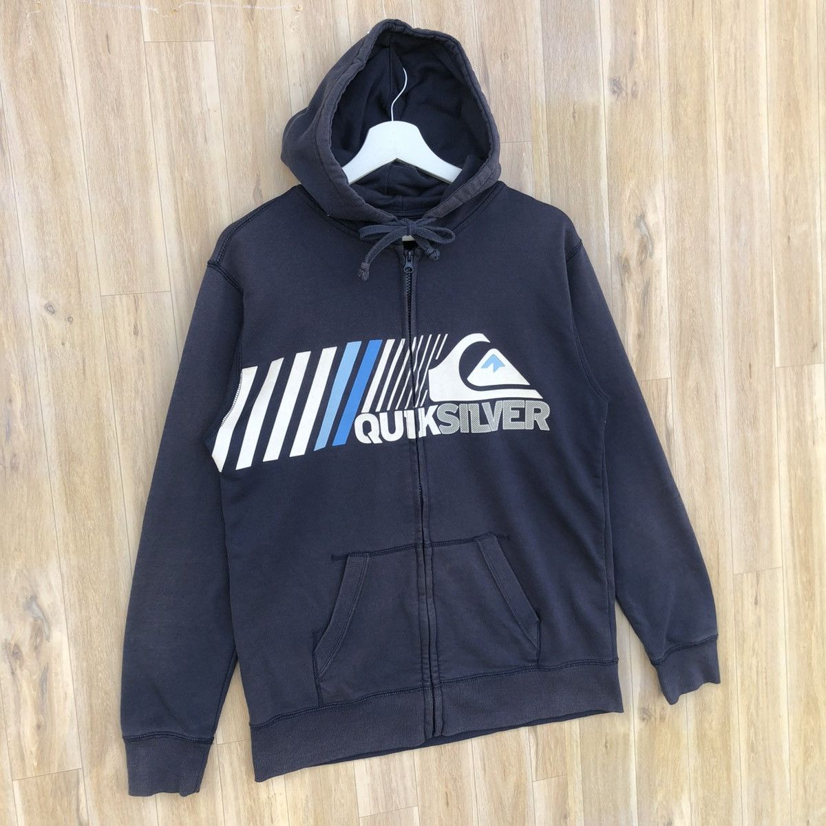 Quiksilver Vintage Quiksilver Zip-up Pullover Hoodie Sweatshirt Size US M / EU 48-50 / 2 - 2 Thumbnail