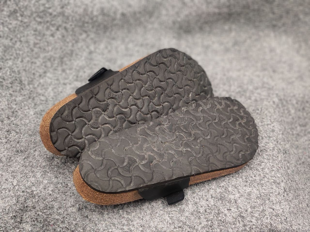 Birkenstock Birkenstock Gizeh Birko-Flor Sandal Leather Black Shoes Size US 9 / EU 42 - 12 Thumbnail