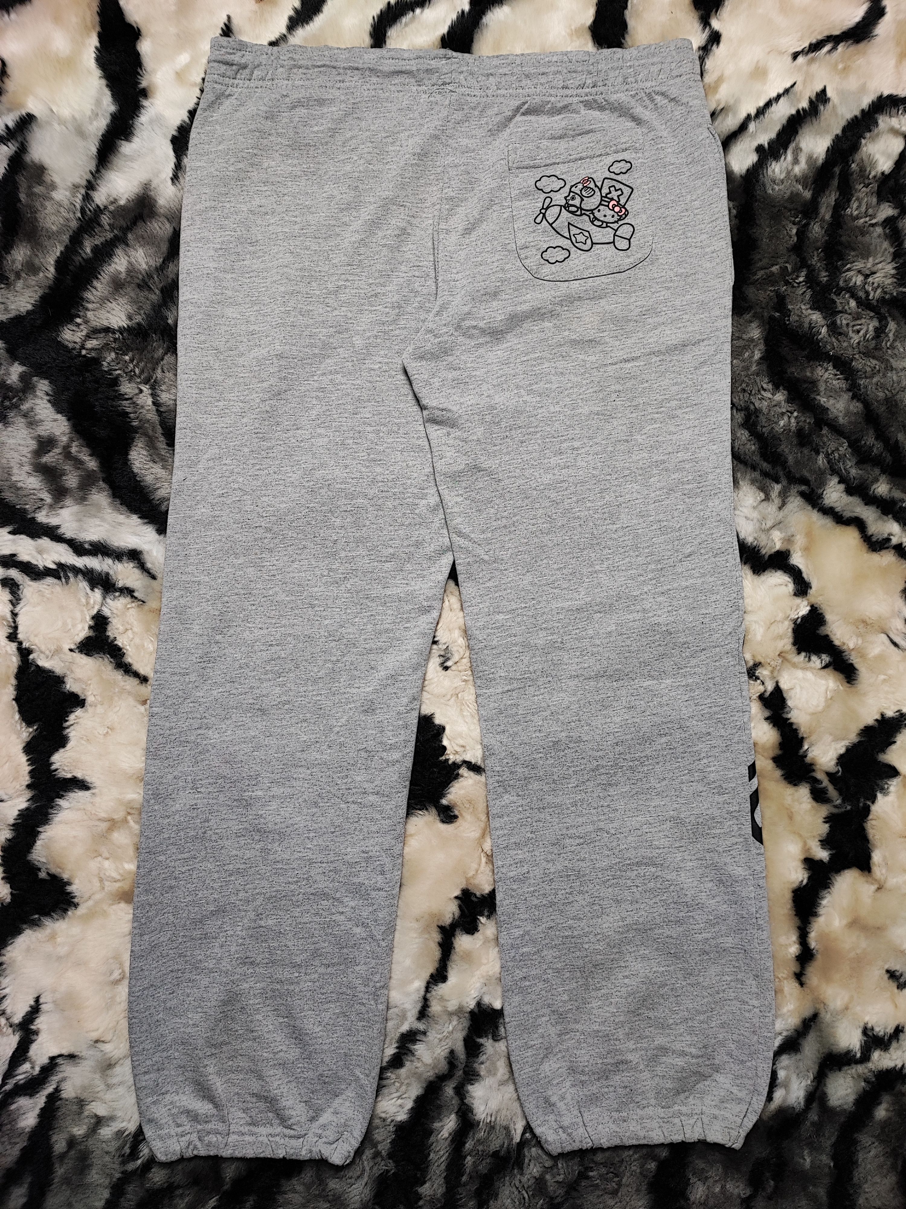 Anime × One Piece ONE PIECE X HELLO KITTY JOGGER SWEATPANTS Size US 33 - 12 Thumbnail