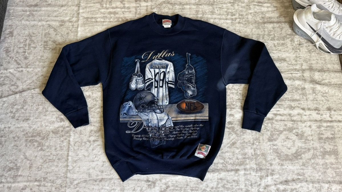 Nutmeg 90s Vintage Nutmeg Dallas Cowboys Graphic Sweatshirt Size US L / EU 52-54 / 3 - 1 Thumbnail