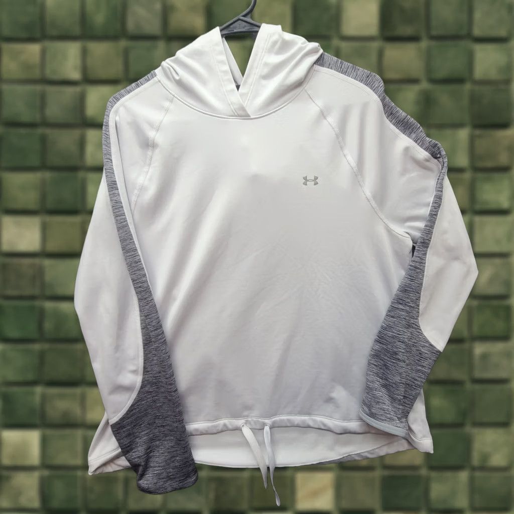 Under Armour Under Armour Sweatshirt Hoddie Womens XL White Pullover Coldgear Logo Knit Long Sleeve Activewear Casual Outdoor Size XL / US 12-14 / IT 48-50 - 1 Thumbnail