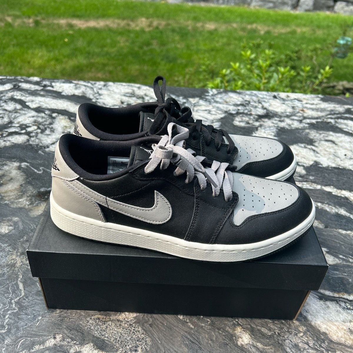 Jordan Brand Nike Jordan 1 Size US 9.5 / EU 42-43 - 1 Thumbnail