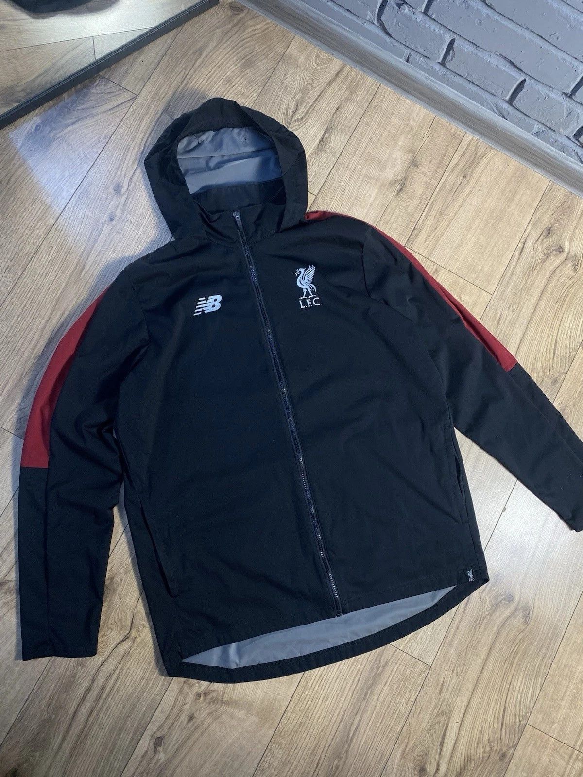 New Balance New Balance Liverpool Jacket Football Training Jersey Xl Size US XL / EU 56 / 4 - 1 Thumbnail