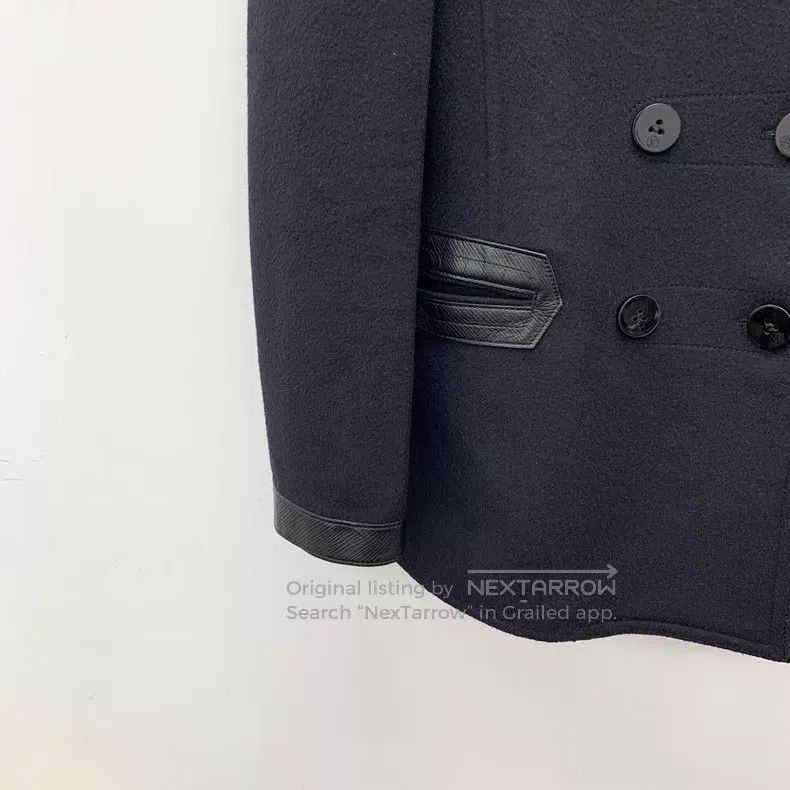 Louis Vuitton Louis Vuitton Black lining logo, full print, woolen lapel, Size XS / US 0-2 / IT 36-38 - 4 Thumbnail