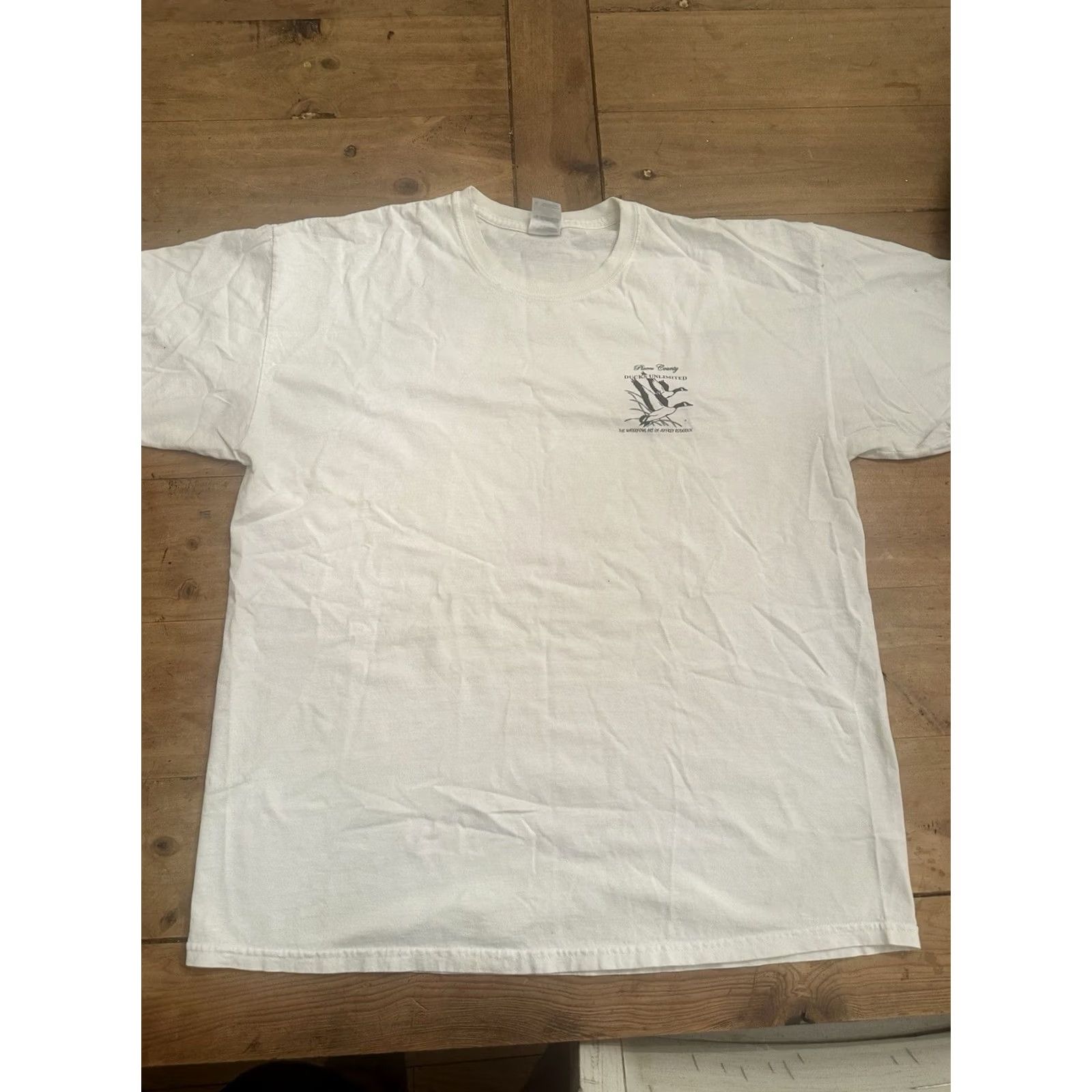 Vintage Ducks Unlimited T-Shirt Mens XL White Cotton graphic print Regular fit Jan Jeffery Roderick Art USA Marathon Apparel Dogs Wildlife Size US XL / EU 56 / 4 - 3 Thumbnail