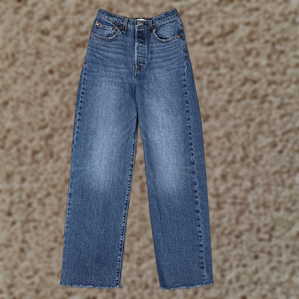 Levi's Levis Jeans Womens 25 Blue Premium Big E Ribcage Straight Ankle High Rise Button Size 42" / US 20 - 1 Thumbnail
