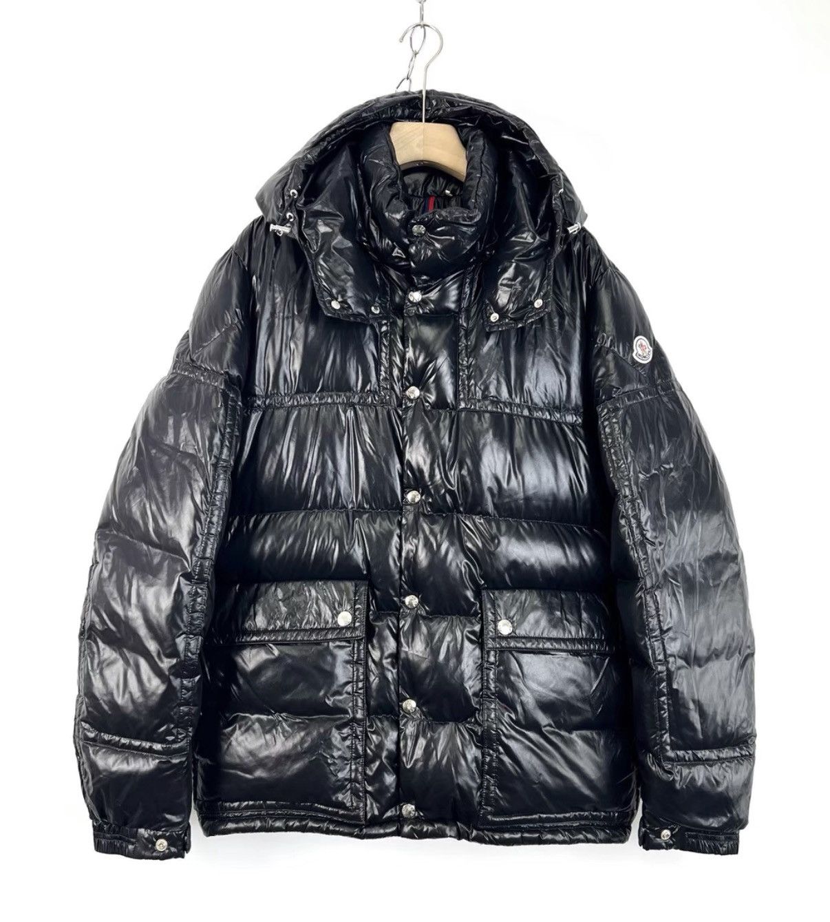 Moncler Moncler black shiny detachable hood logo down jacket K12 Size M / US 6-8 / IT 42-44 - 1 Thumbnail