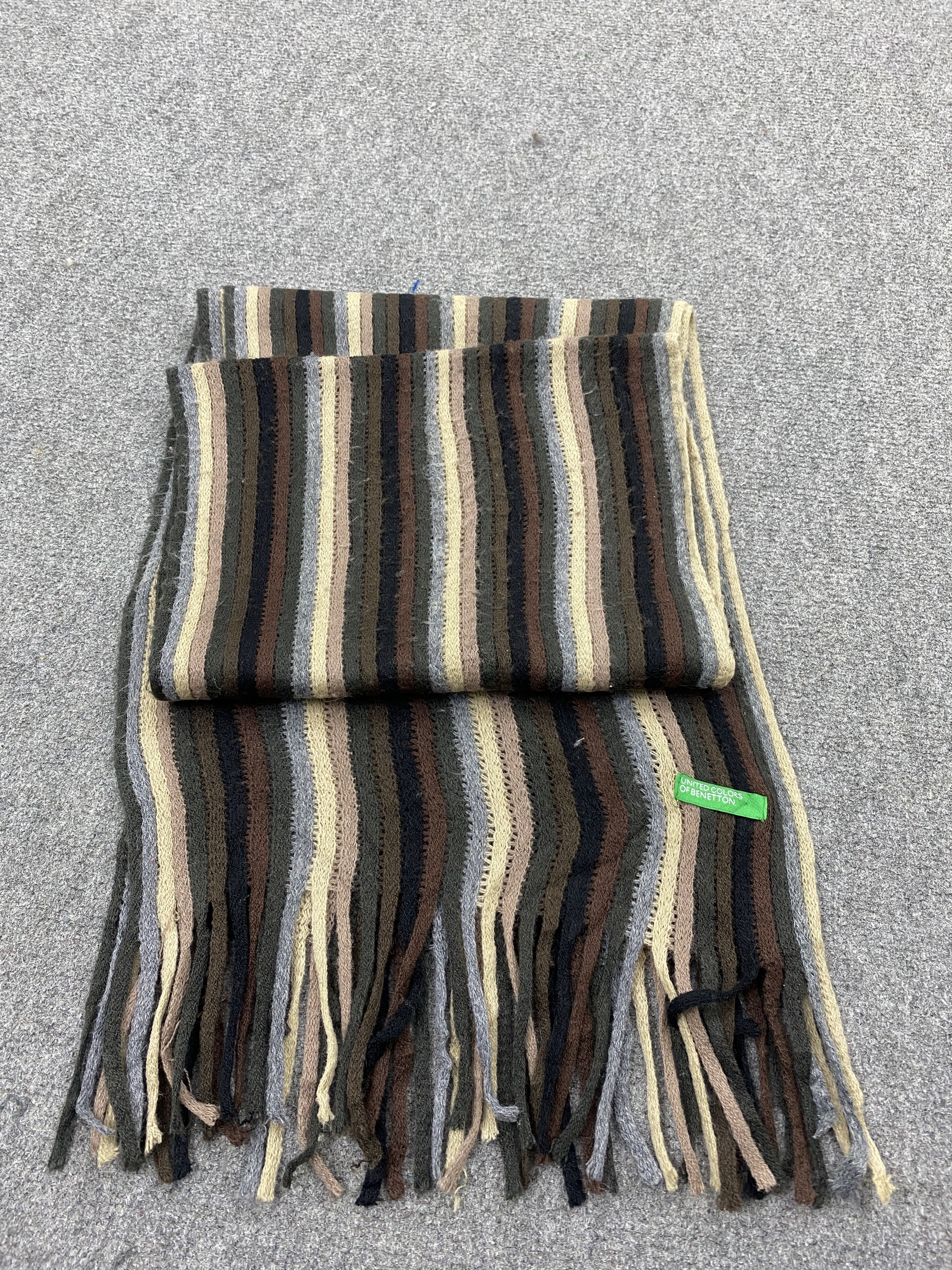 Benetton United Colors Of Benetton Scarf /Muffler /Neckwear - SC0053 Size ONE SIZE - 10 Thumbnail