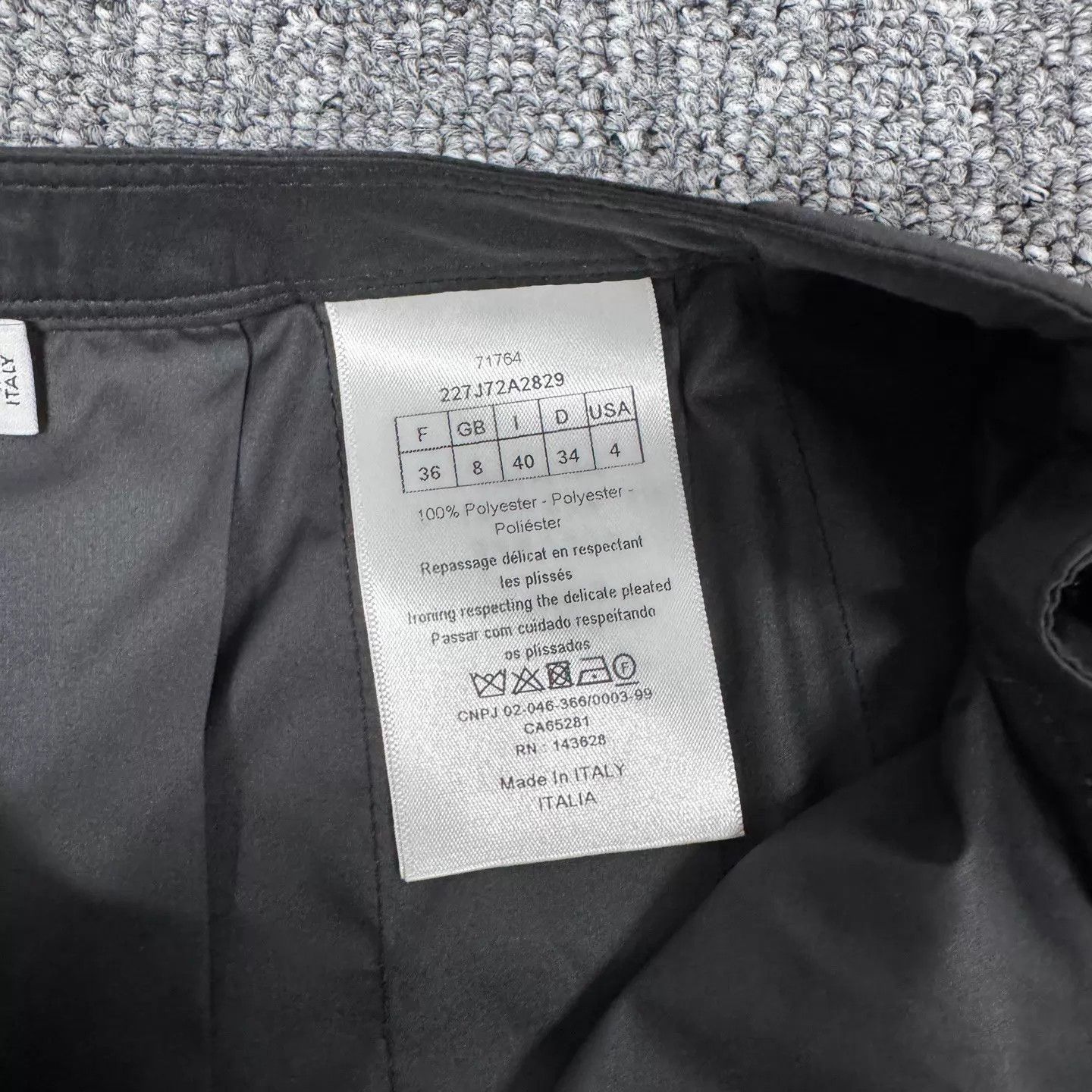 Dior Dior Women's Black Lock-Waist Pleated Skirt 36 Size 26" / US 2 / IT 38 - 5 Thumbnail