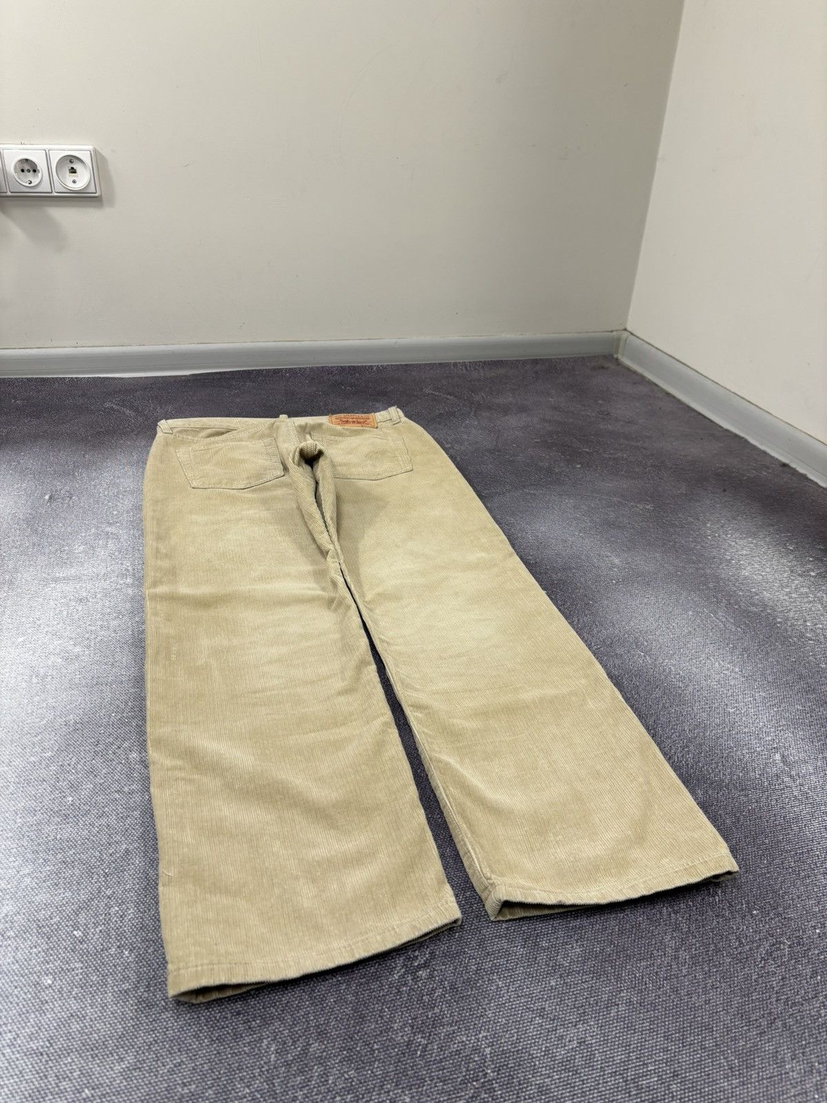 Levi's Vintage Levi’s 751 Men’s Beige Mustard Corduroy Baggy Pants Size US 32 / EU 48 - 3 Thumbnail