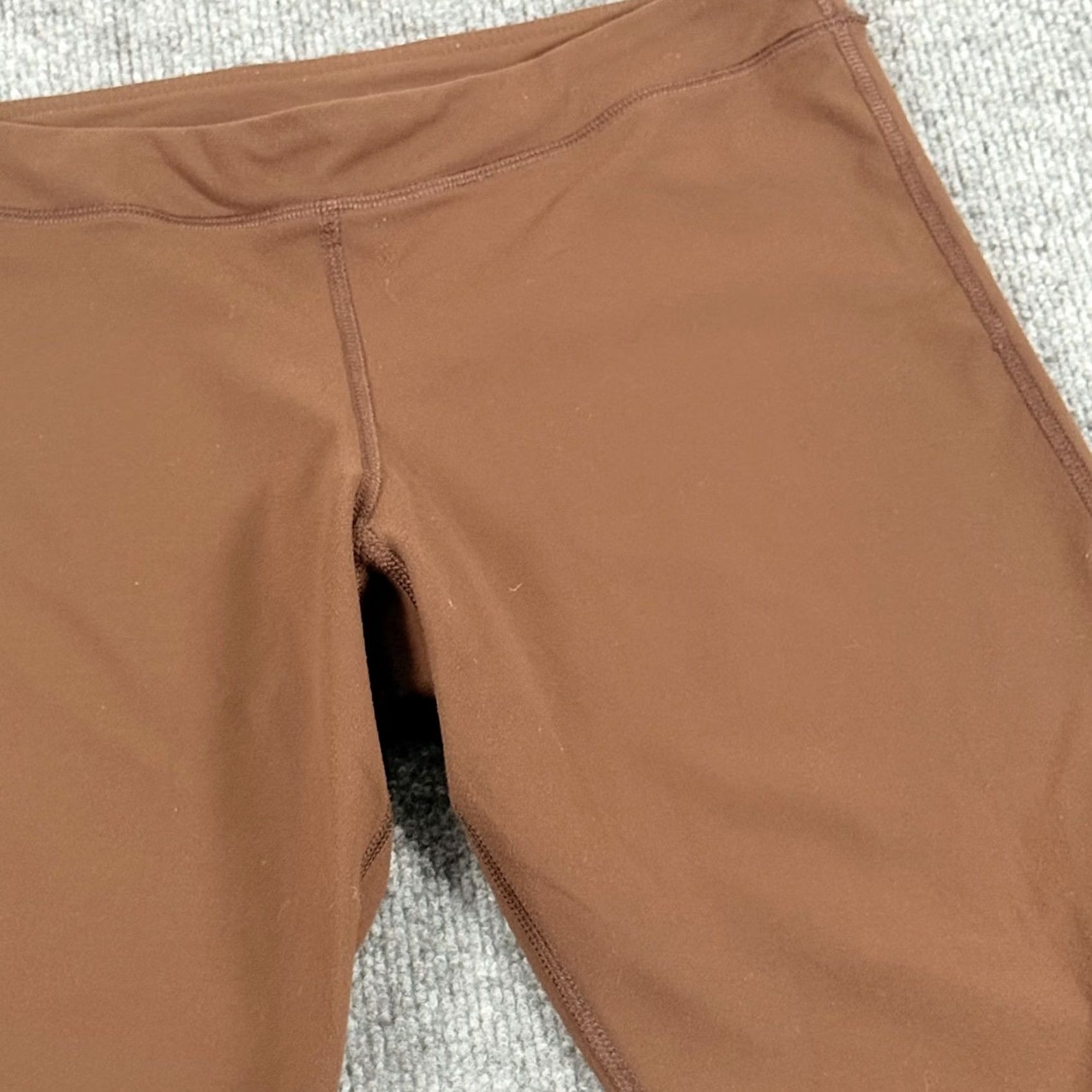 Lululemon VINTAGE? No. Size ONE SIZE - 2 Thumbnail