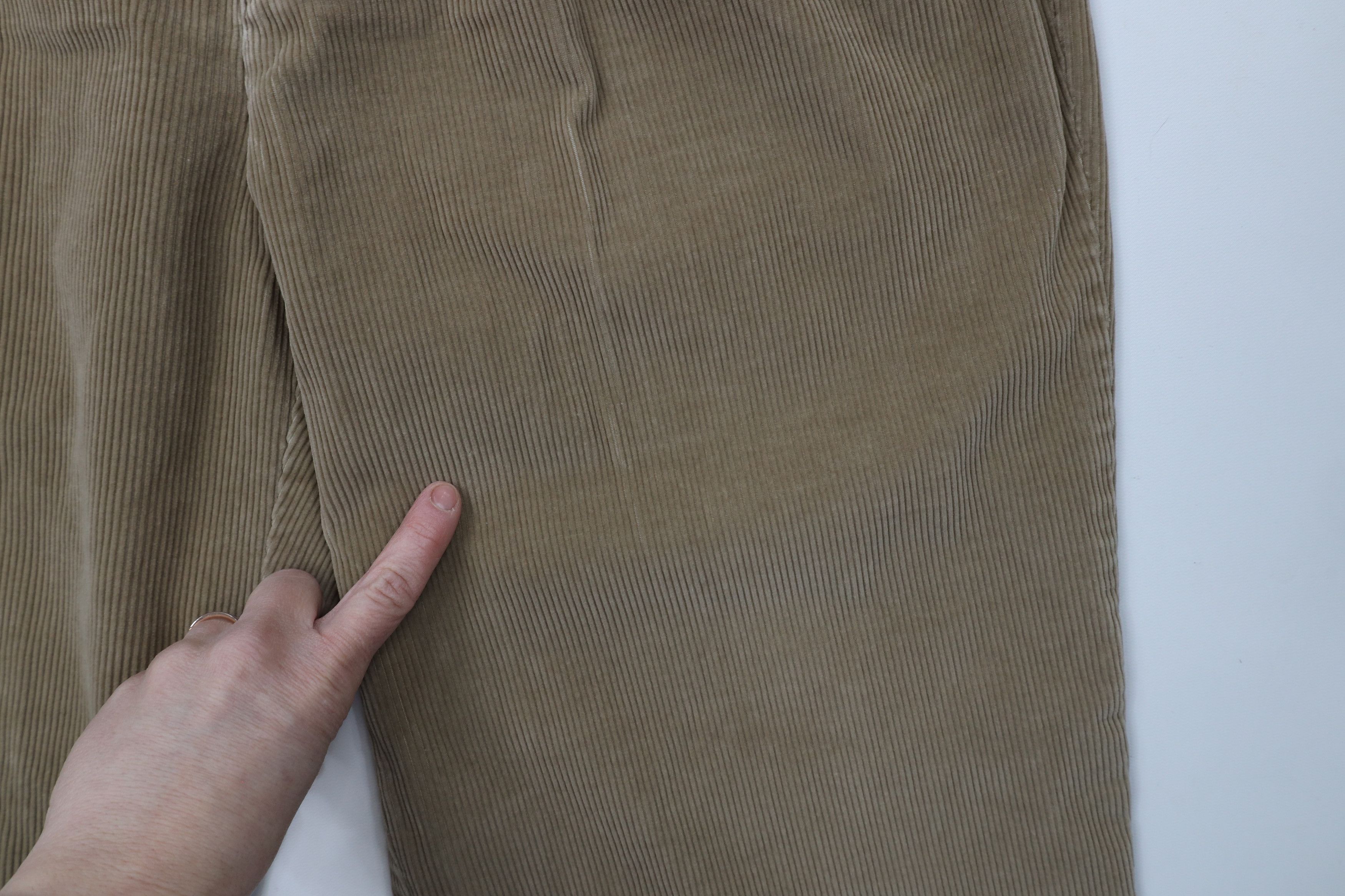 Tommy Hilfiger × Vintage Vintage 90s Tommy Hilfiger Wide Leg Corduroy Pants Beige Size US 34 / EU 50 - 5 Thumbnail