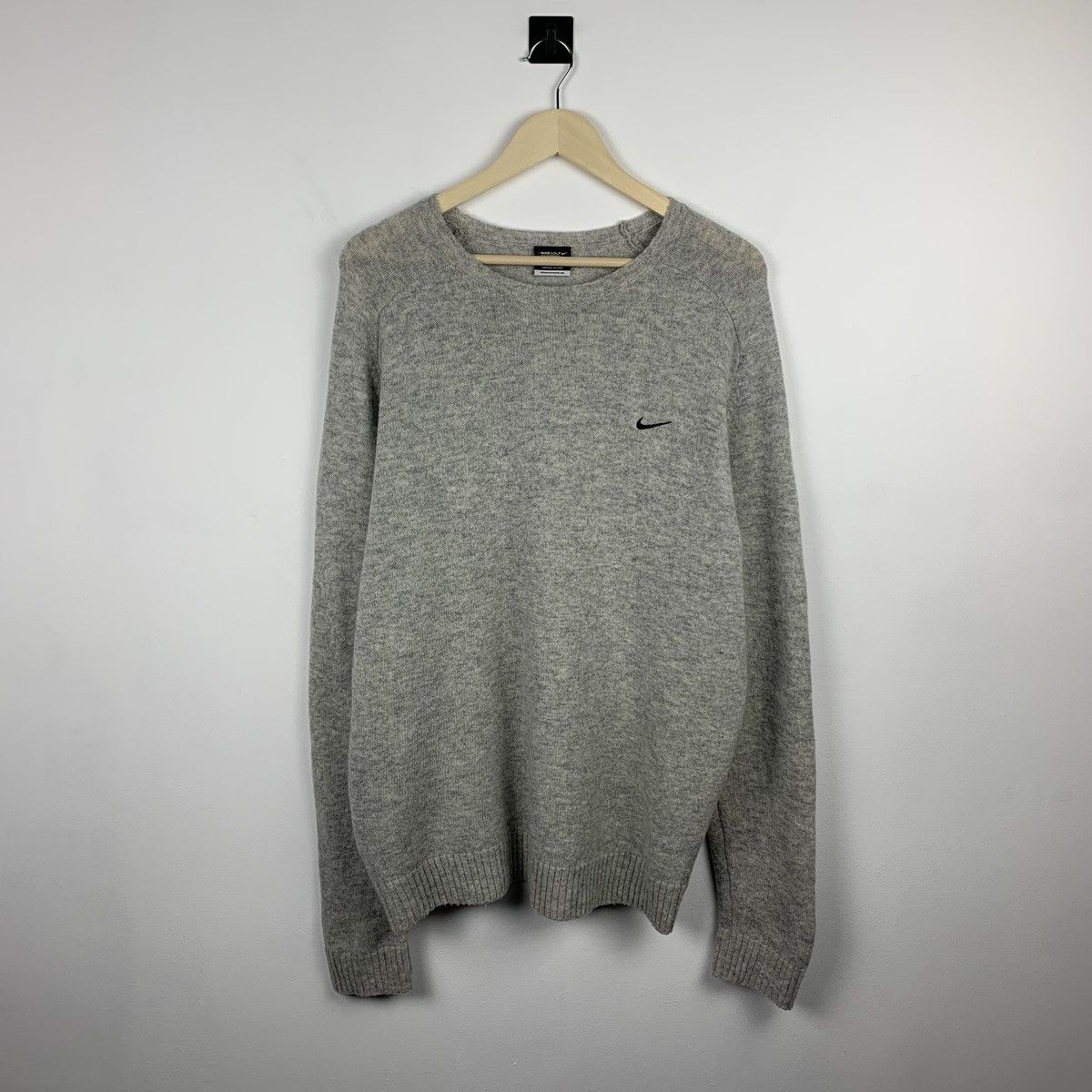 Nike Vintage Nike Swoosh Wool Sweater Gray Size XL Long Sleeve Size US XL / EU 56 / 4 - 1 Thumbnail