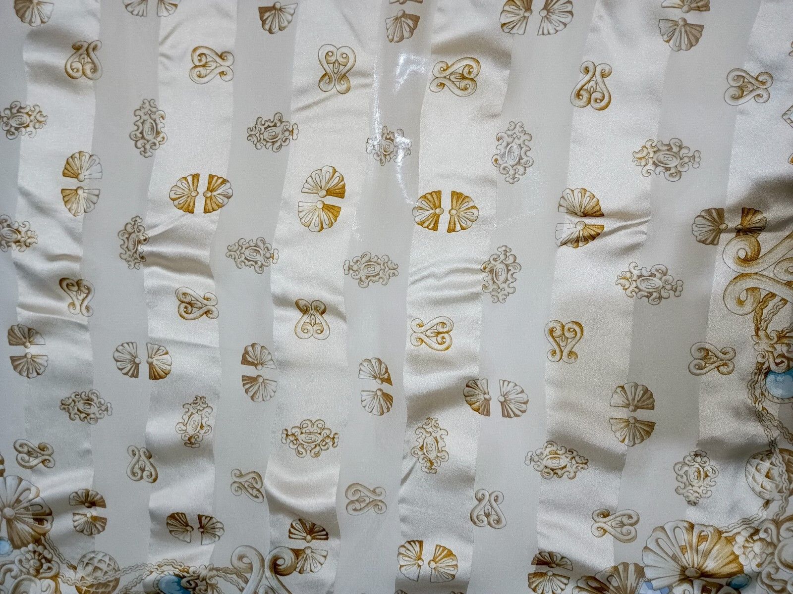 Rochas ROCHAS Paris Victorian Baroque Gold Yellow Chain Silk Scarf Size ONE SIZE - 5 Thumbnail