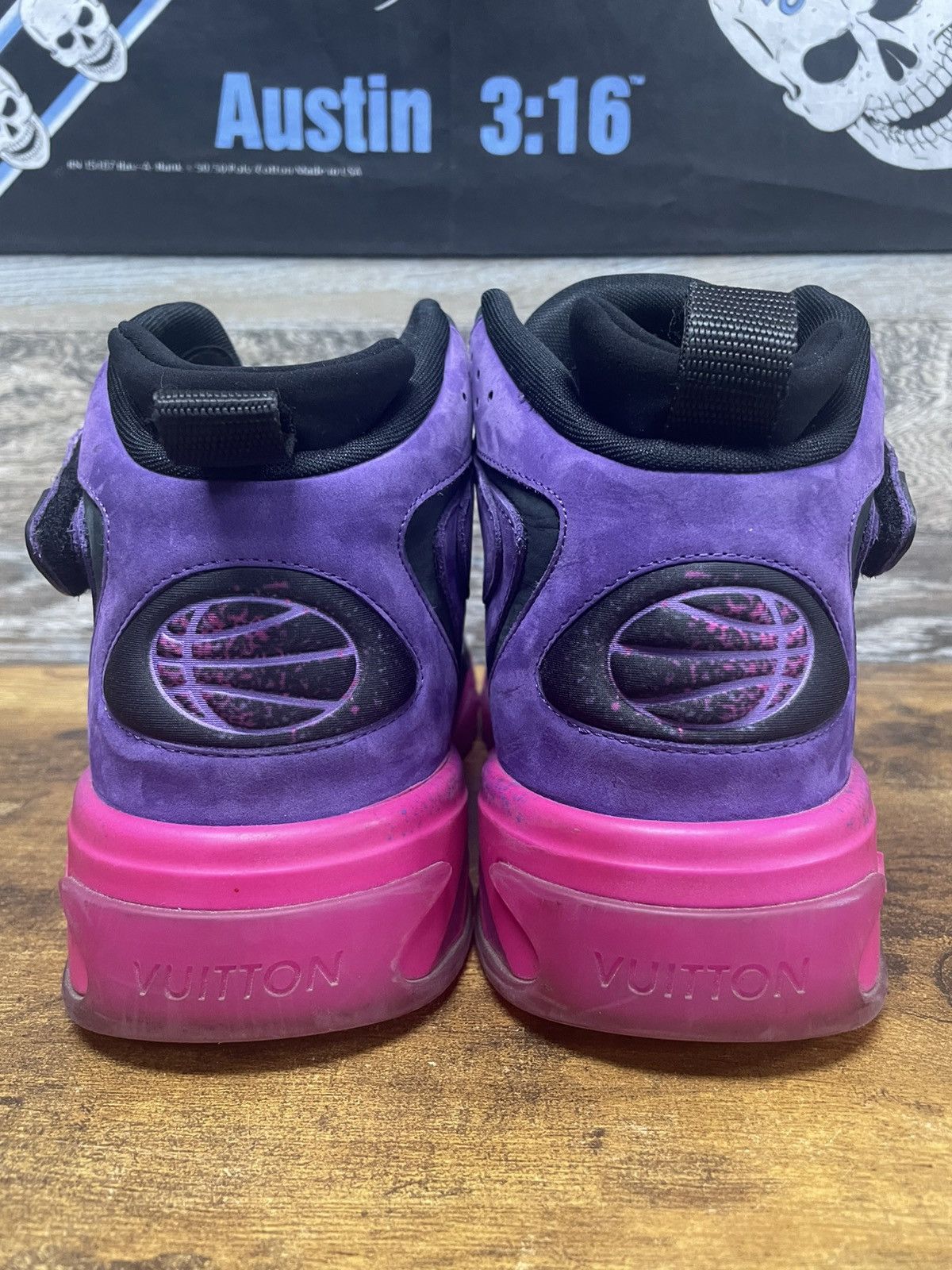 Louis Vuitton Louis Vuitton LV Trainer 2 Sneaker Size 7 Size US 7 / EU 40 - 9 Thumbnail