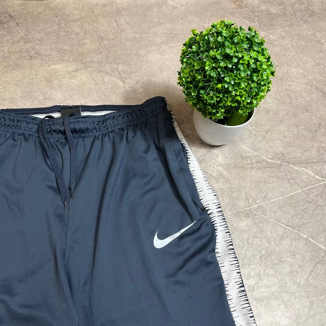 Nike Nike Dri-Fit Sweatpants Inter Milan 2018/2019 Pants Size M Size US 33 - 8 Thumbnail