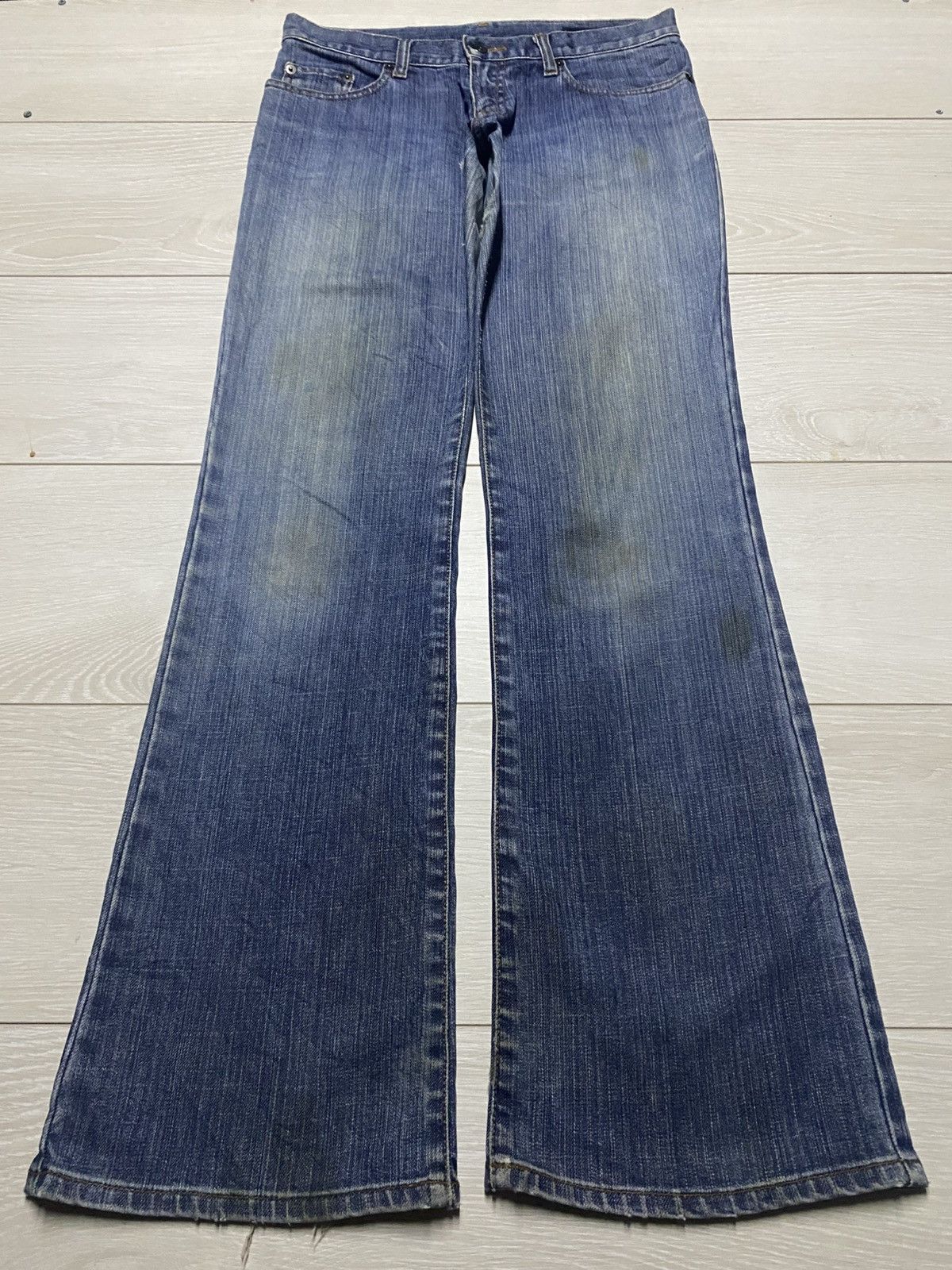 Uniqlo Vintage Uniqlo Grunge Flare Bootcut Woman Jeans Size US 30 / EU 46 - 1 Thumbnail