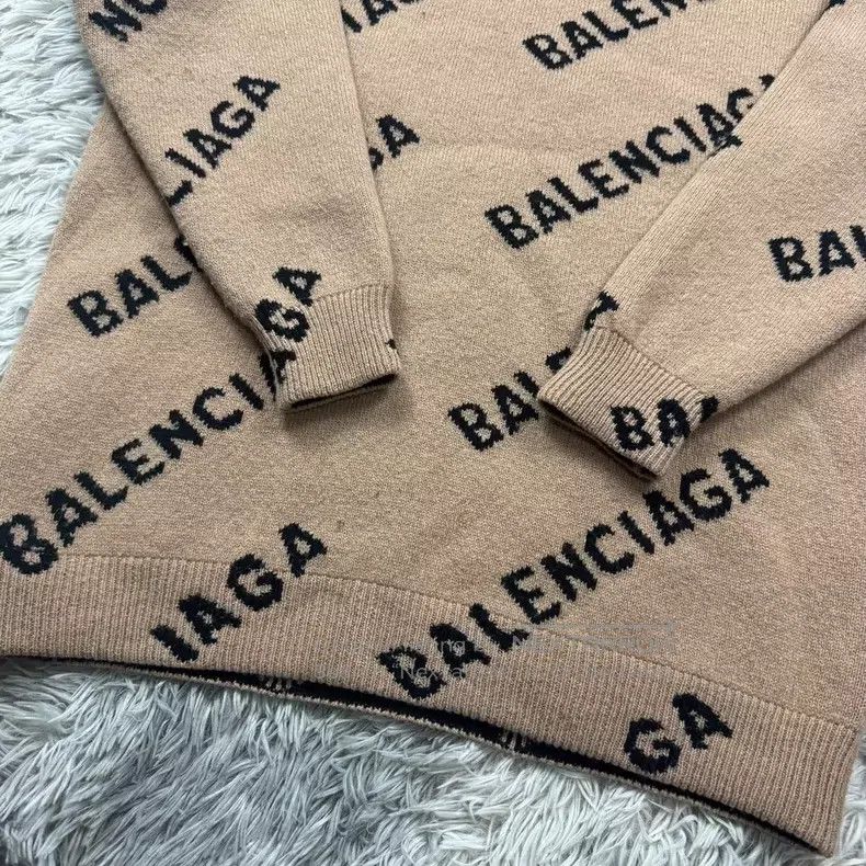 Balenciaga Balenciaga Bulletproof Sweater Size US S / EU 44-46 / 1 - 3 Thumbnail