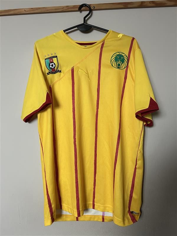 Puma Rare CAMEROON - 2010 - Away - Puma - L - UNIQUE Size US L / EU 52-54 / 3 - 1 Thumbnail