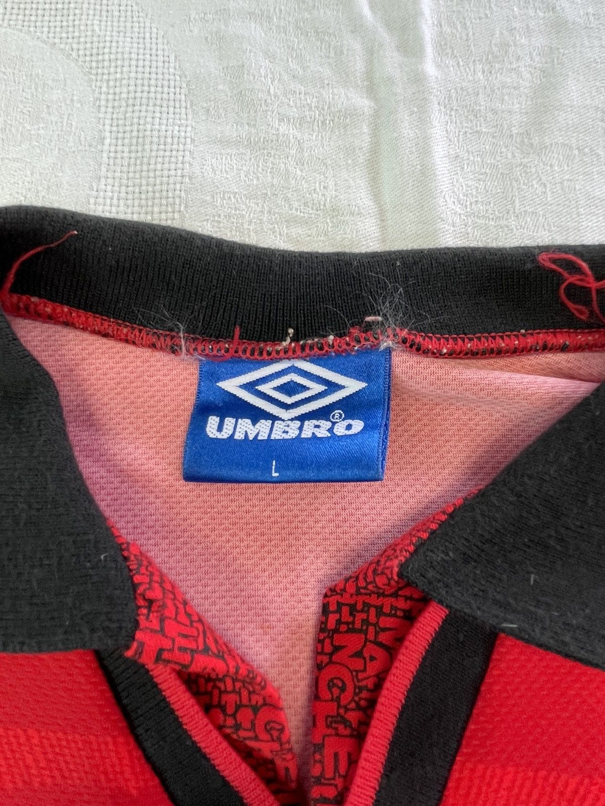 Umbro Vintage Manchester United 1994-1995-1996 Umbro Home Football Size US L / EU 52-54 / 3 - 5 Thumbnail