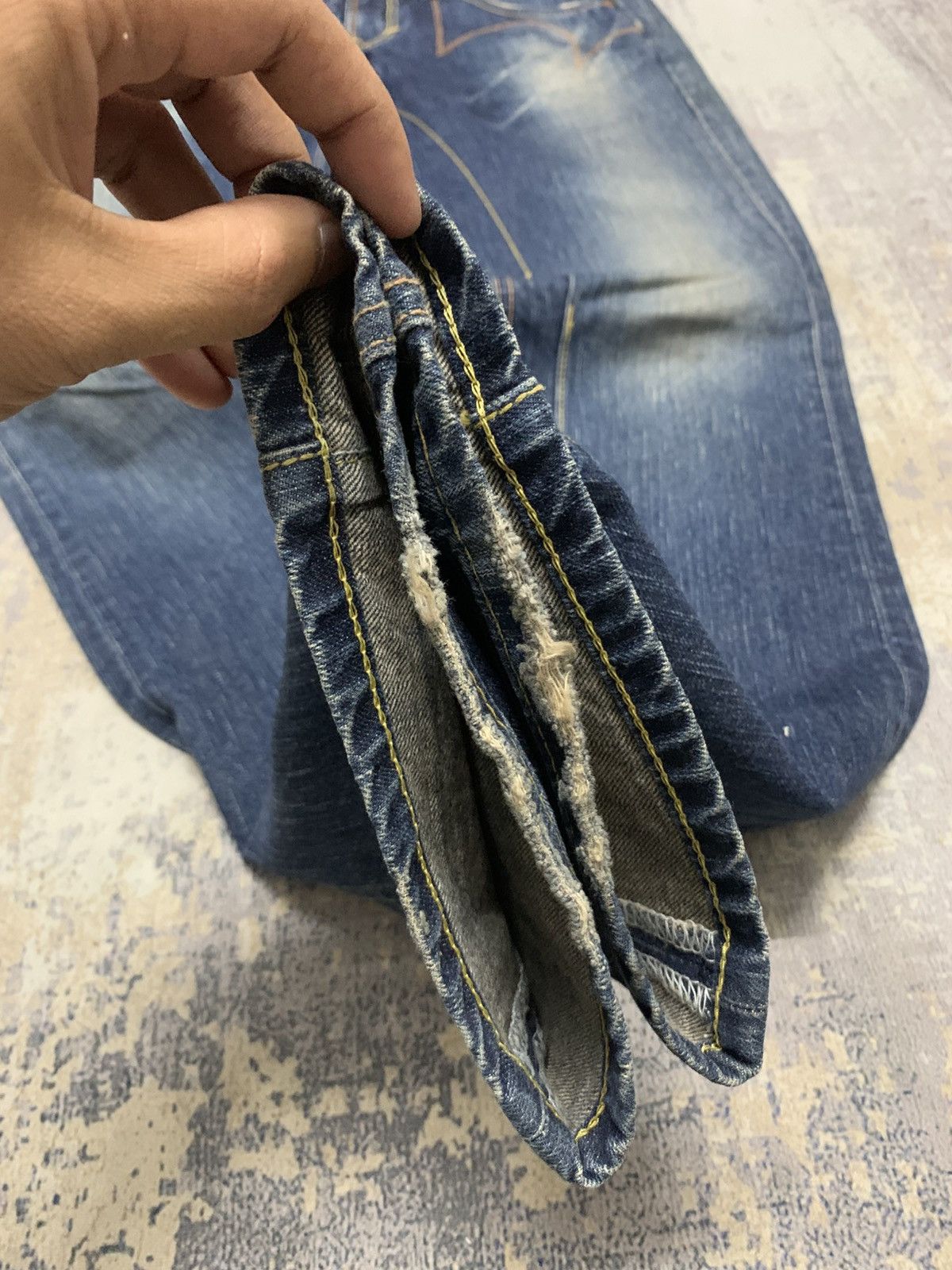 Edwin EDWIN 503 BLUE TRIP FLARE JEANS Size US 31 - 4 Thumbnail