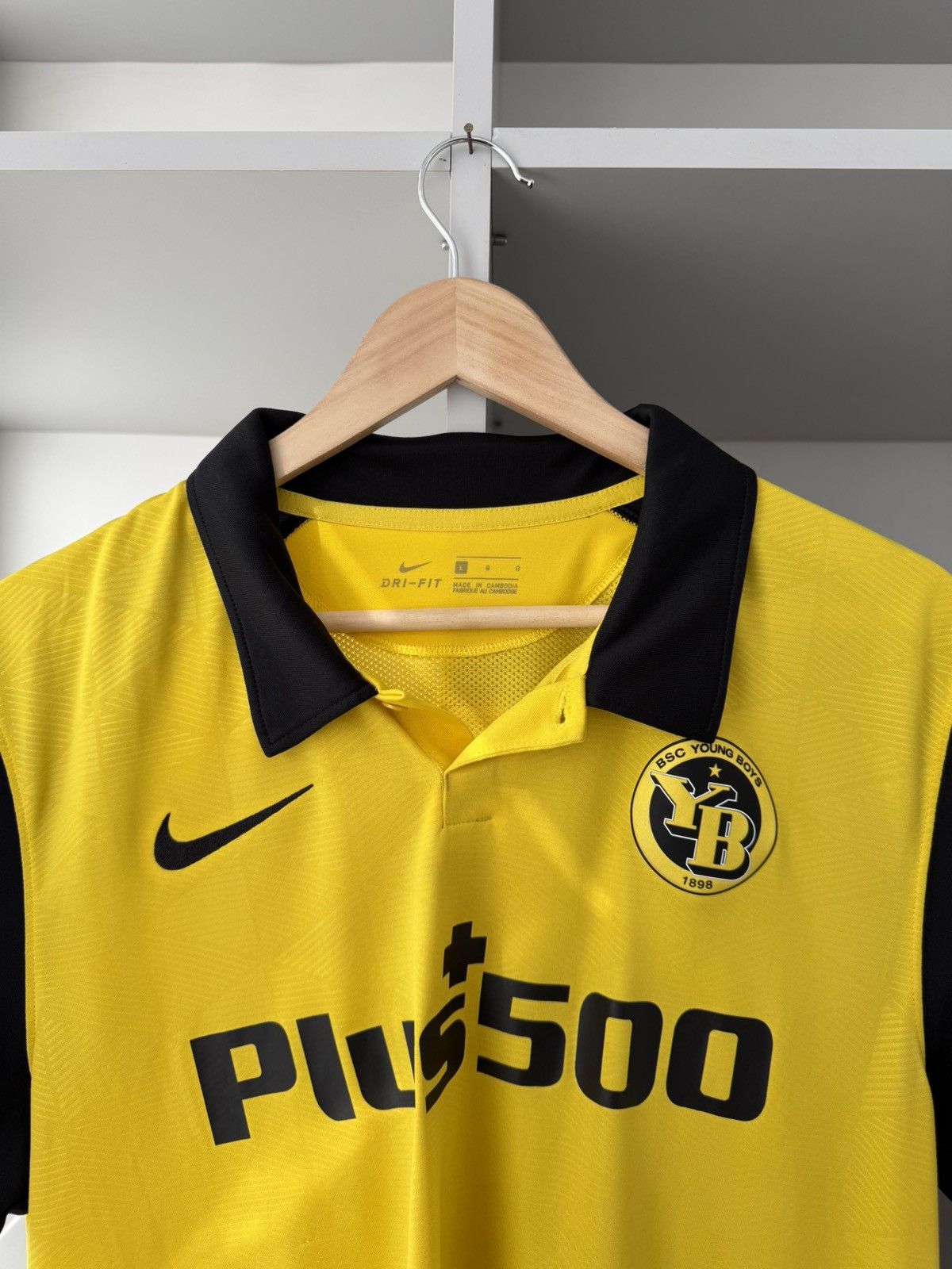 Nike Nike x Young Boys BSC Club 2020 2021 Home Jersey Size US L / EU 52-54 / 3 - 3 Thumbnail