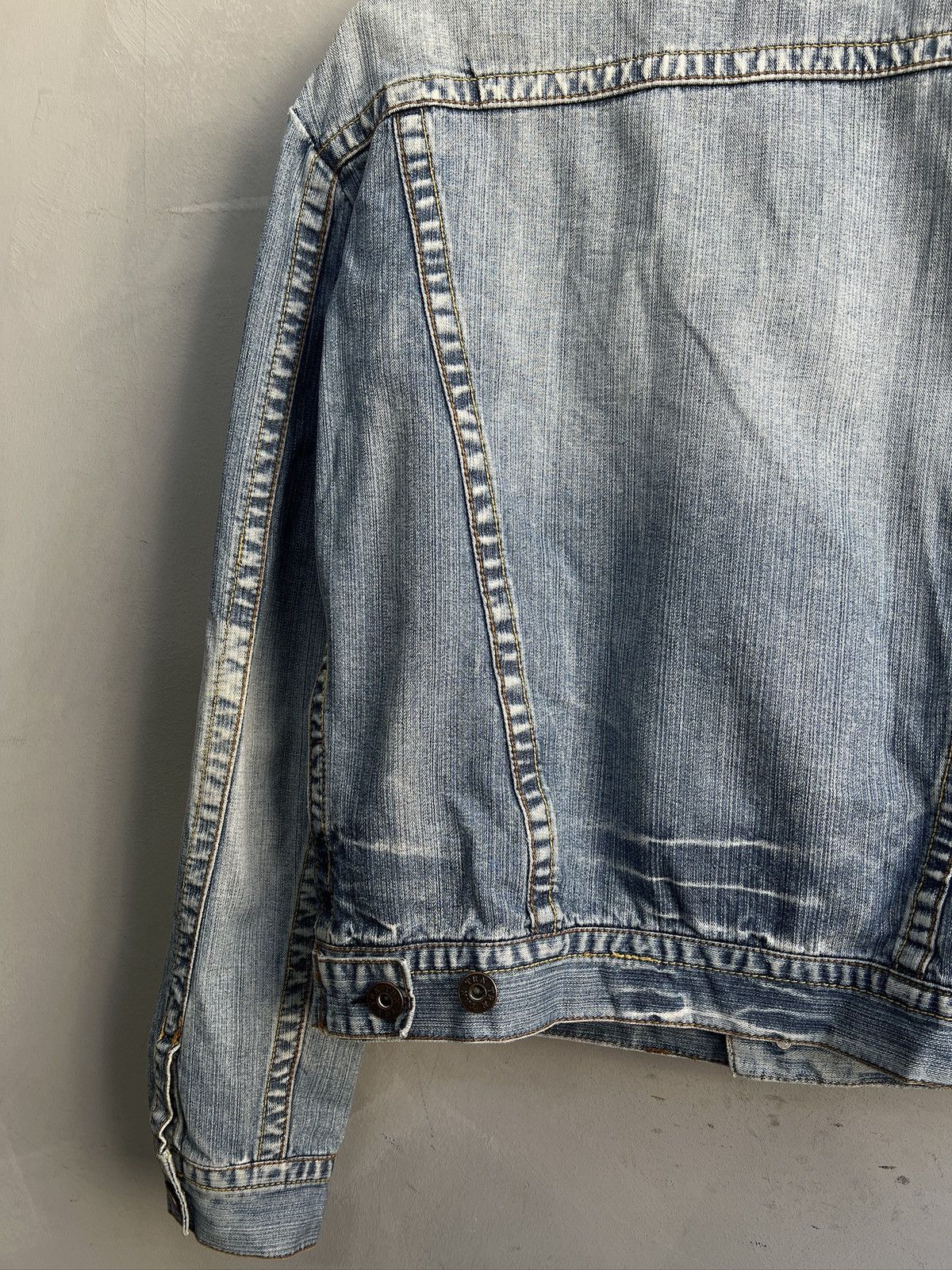 Diesel Vintage denim distressed cropped trucker jacket diesel y2k Size US M / EU 48-50 / 2 - 9 Thumbnail
