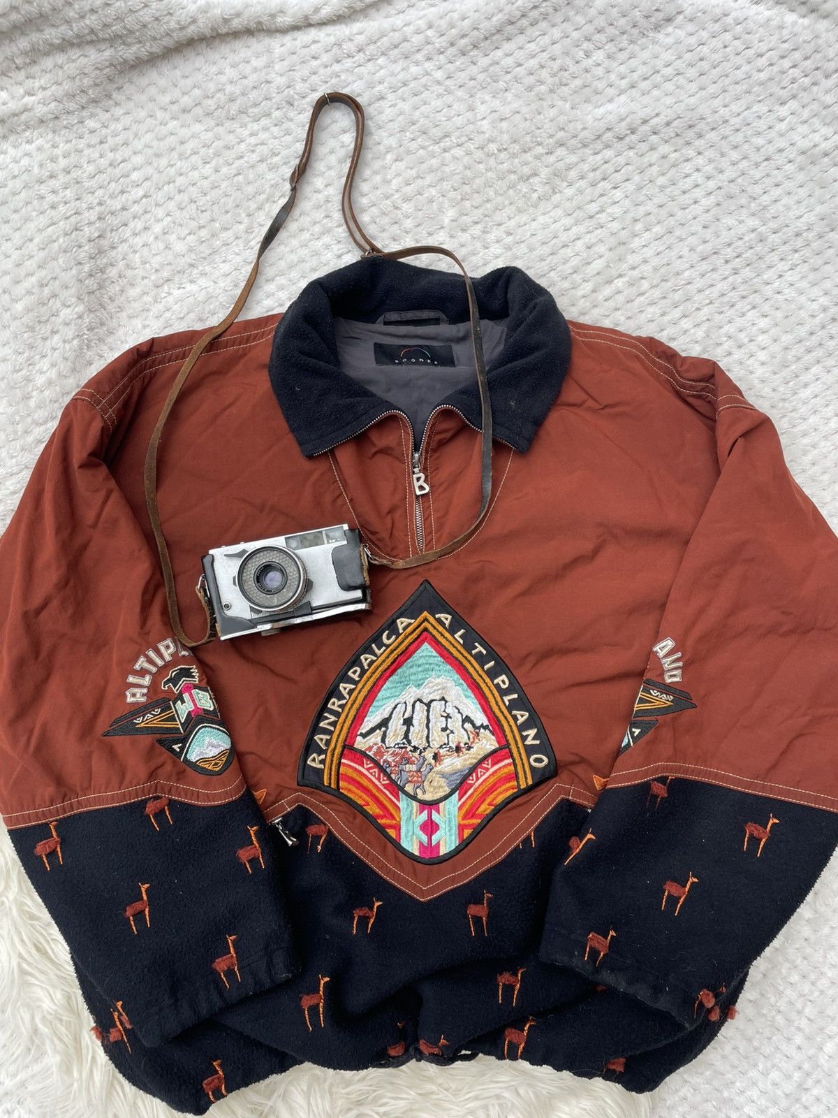 Bogner Vintage Bogner Jacket with Embroidered Alpacas Size US L / EU 52-54 / 3 - 2 Thumbnail