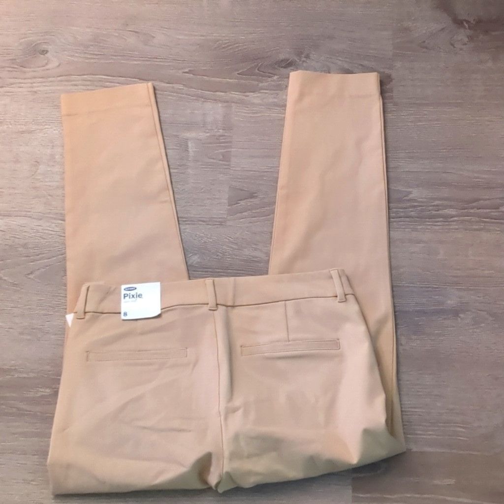 Old Navy Old navy pixie high rise khaki pants size 8 Size 30" / US 8 / IT 44 - 6 Thumbnail