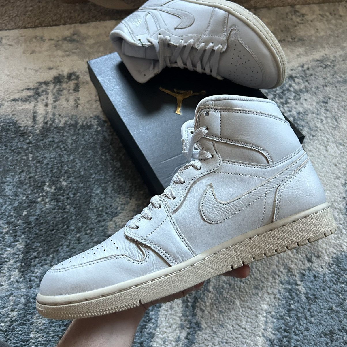 Jordan Brand AA3993-030 2018 AJ1 HiGH PREMiUM PURE PLATiNUM DESERT SAND Size US 9 / EU 42 - 10 Thumbnail