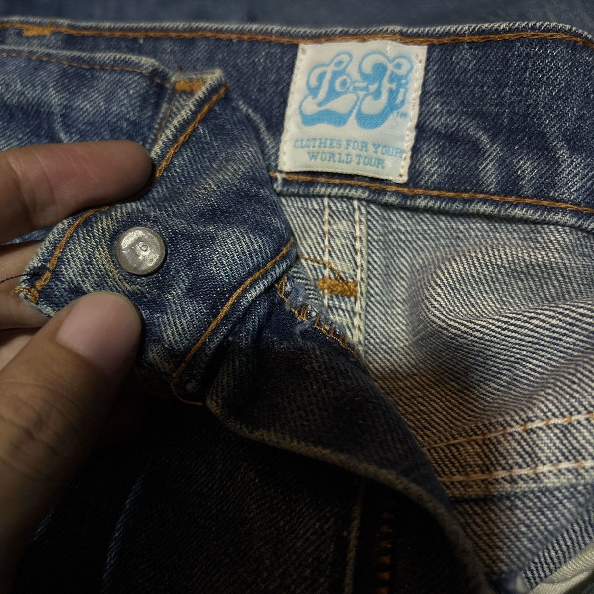 Levi's Vintage 80s Levis Orange Tab Flare Jeans Button #16 Size US 31 - 11 Thumbnail