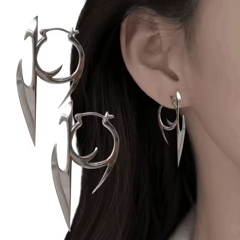 Jewelry Cyberpunk Ear Cuff Earrings, Spiky Earrings, Cyber Earrings Size ONE SIZE - 5 Thumbnail