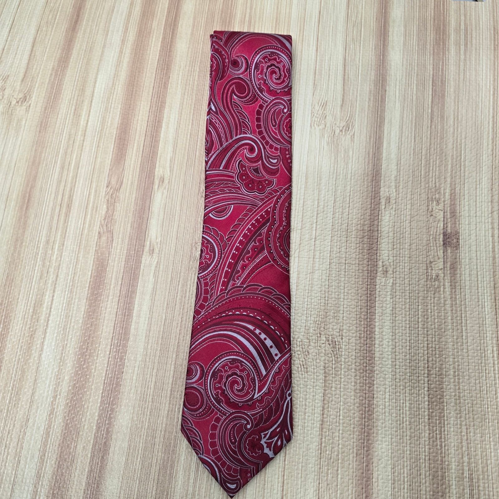 Donald Trump Donald J. Trump Signature Coll. Red Silver Paisley Silk Tie Size ONE SIZE - 1 Thumbnail