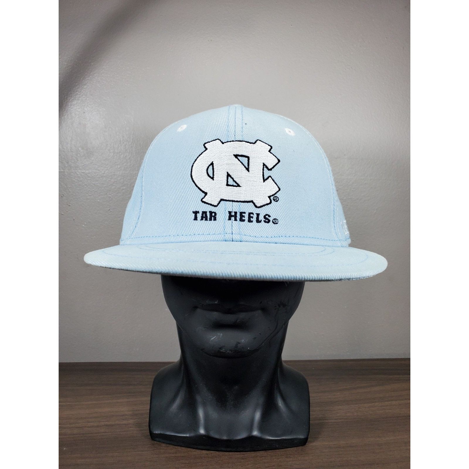 NCAA × Signatures University of North Carolina UNC Tar Heels Snapback Hat Cap Size ONE SIZE - 3 Thumbnail