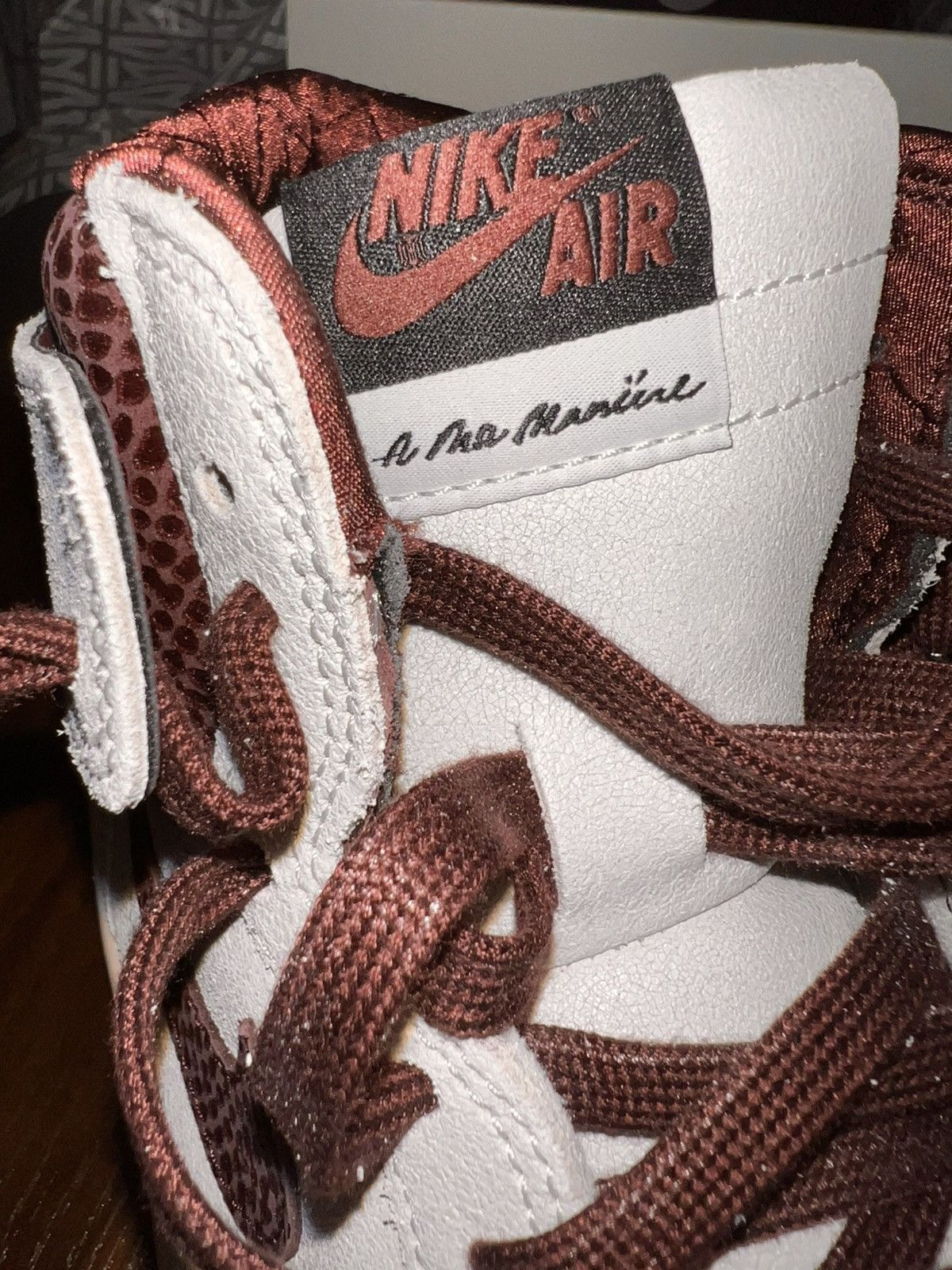 A Ma Maniere × Jordan Brand × Nike Air Jordan 1 Retro High SP Size US 10.5 / EU 43-44 - 7 Thumbnail
