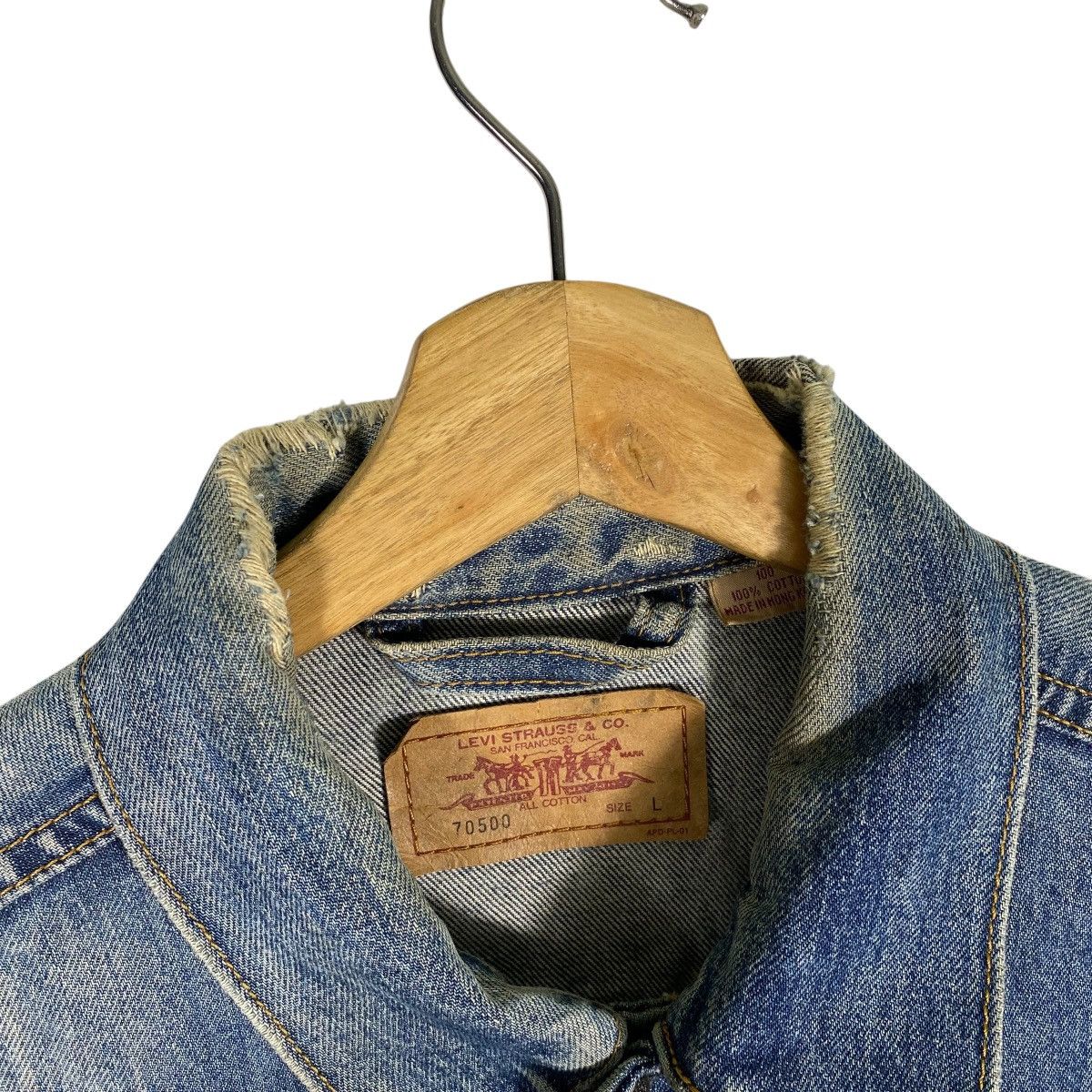 Levi's Levi's Type III Denim Trucker Distressed Jacket L Size Size US L / EU 52-54 / 3 - 9 Thumbnail