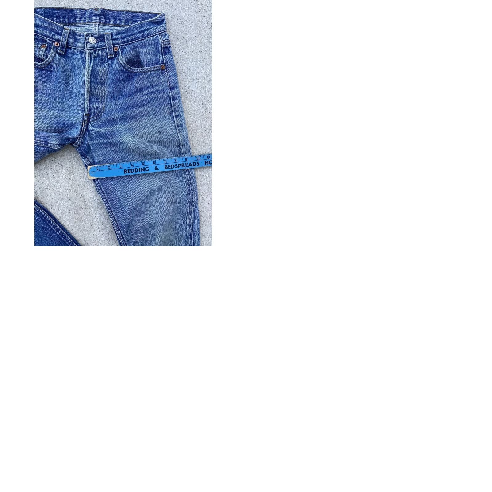 Levi's VINTAGE Levi’s 501 Jeans Worn Distressed USA Size W 28 L 34 Measure W 27 L 30.5 Levi's 501 Jeans Mens Denim Distressed USA Vintage 90s? Size US 28 / EU 44 - 12 Thumbnail