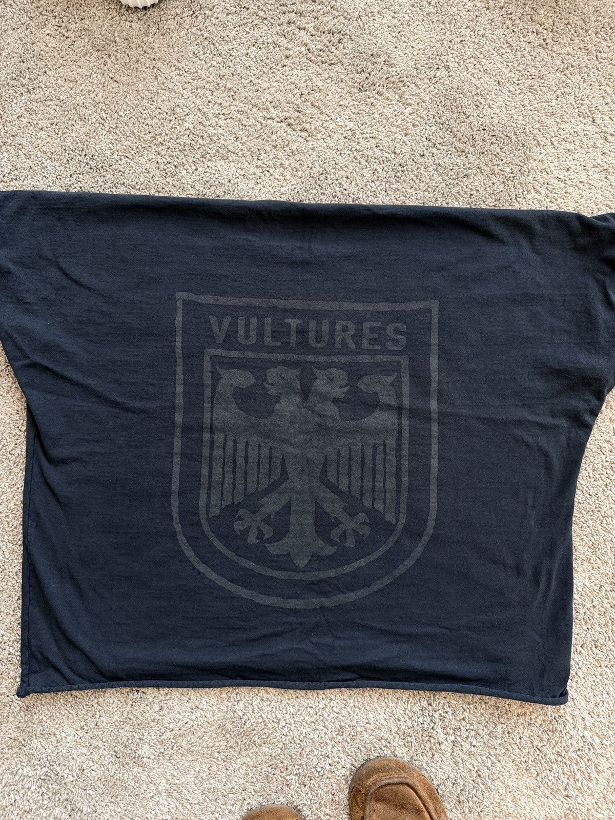 Yeezy Vultures Box T | Grailed