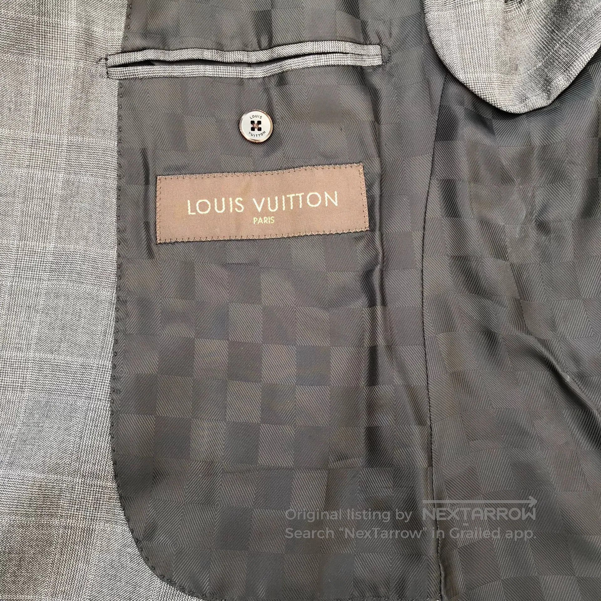 Louis Vuitton Louis Vuitton Double-Breasted Check Suit Set. Size US S / EU 44-46 / 1 - 4 Thumbnail
