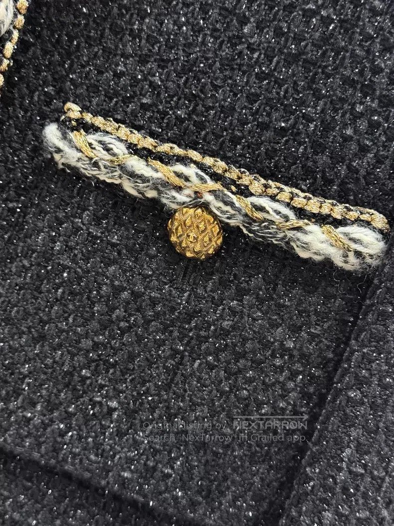 Chanel Chanel Golden buckle four-pocket tweed rolled edge long-sl Size XS / US 0-2 / IT 36-38 - 6 Thumbnail