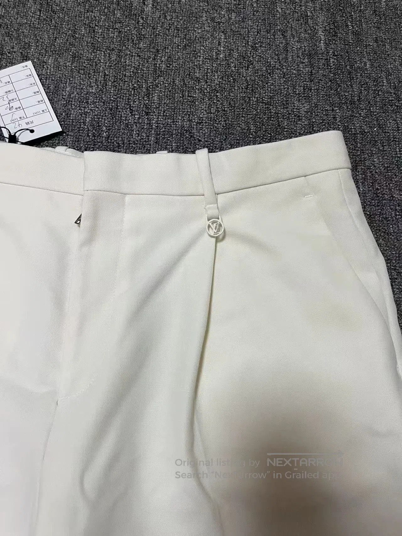 Louis Vuitton Louis Vuitton White Logo Wool Shorts. Size US 42 / EU 58 - 3 Thumbnail