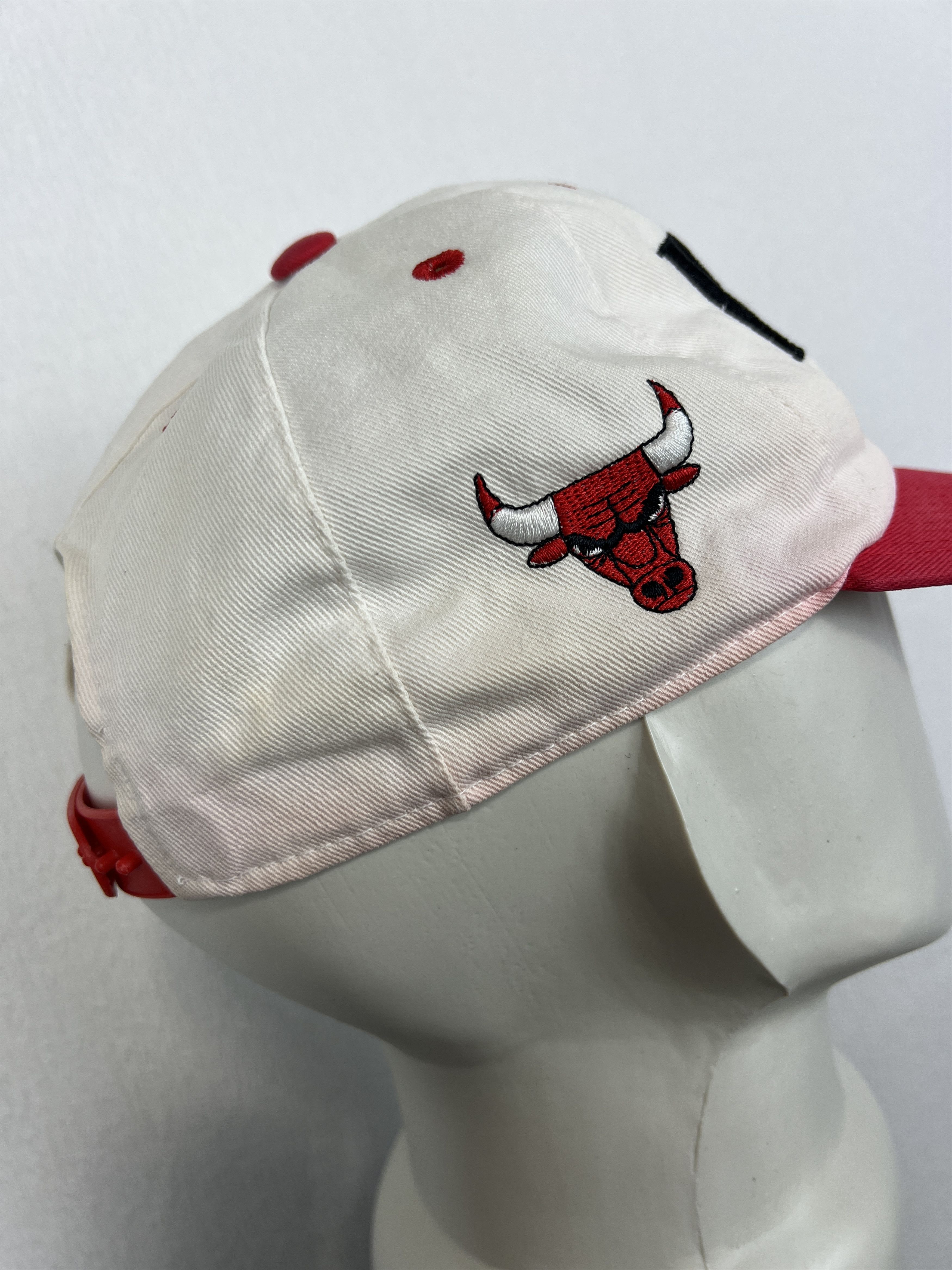 Vintage Vintage 90's Chicago Bulls Cap Hat Snapback NBA Rare Jordan Size ONE SIZE - 7 Thumbnail