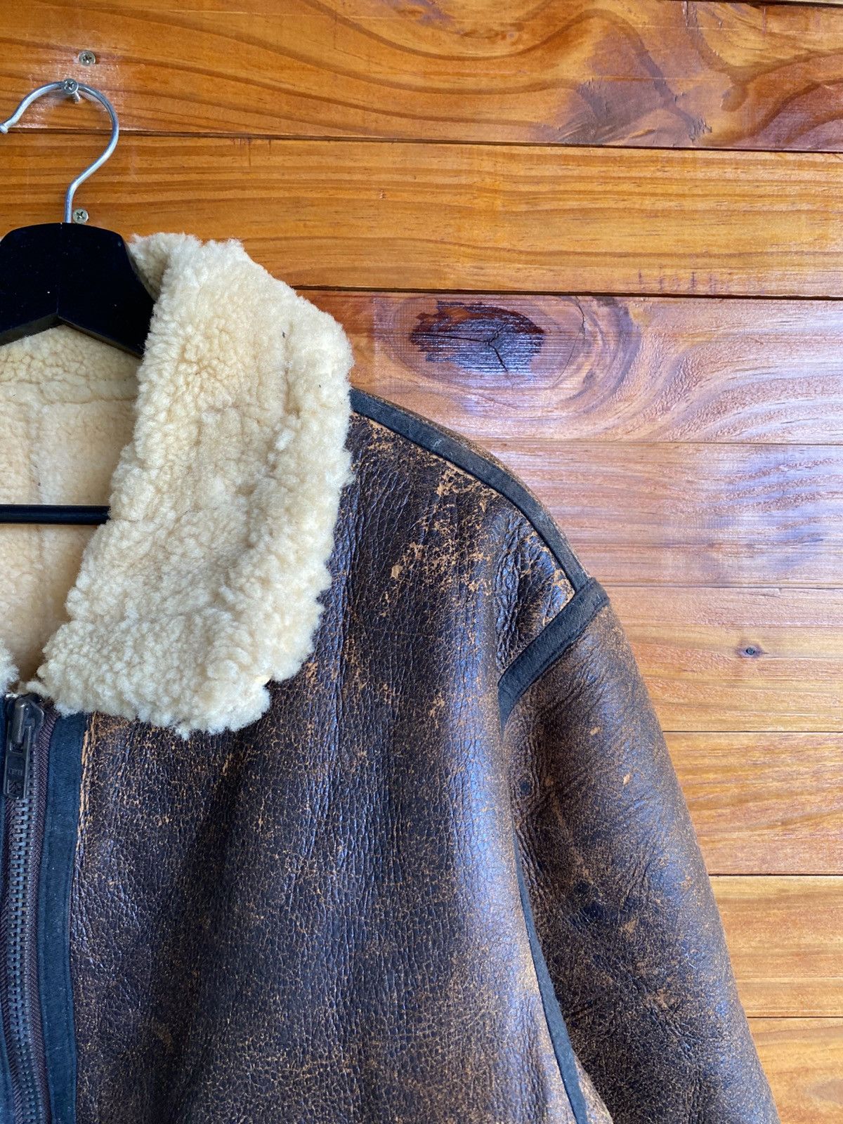 Vintage STRATH CONAR B-3 Shearling Leather Flight Jacket Distressed Size US M / EU 48-50 / 2 - 16 Thumbnail